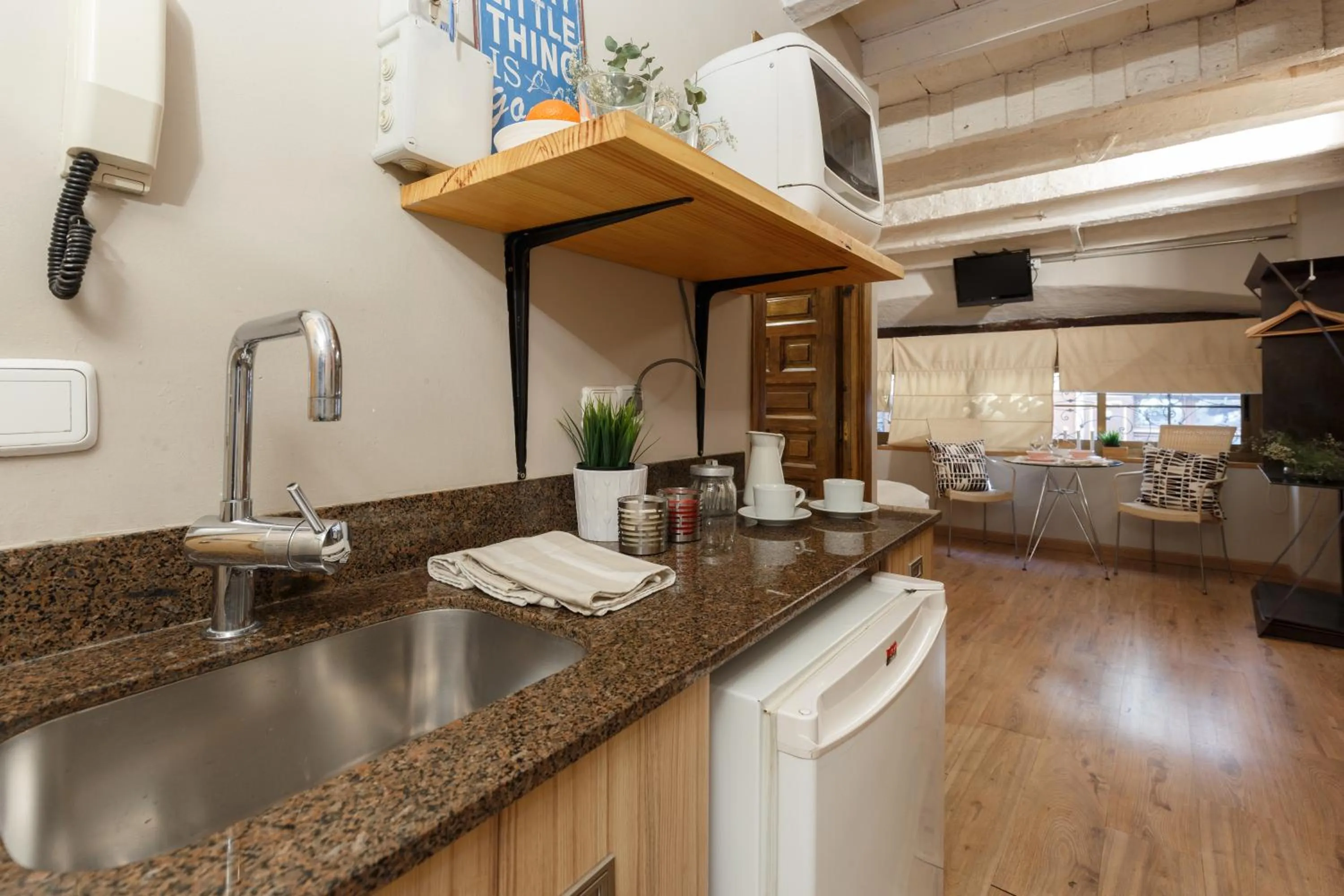 Kitchen or kitchenette in AinB Picasso-Corders Apartments