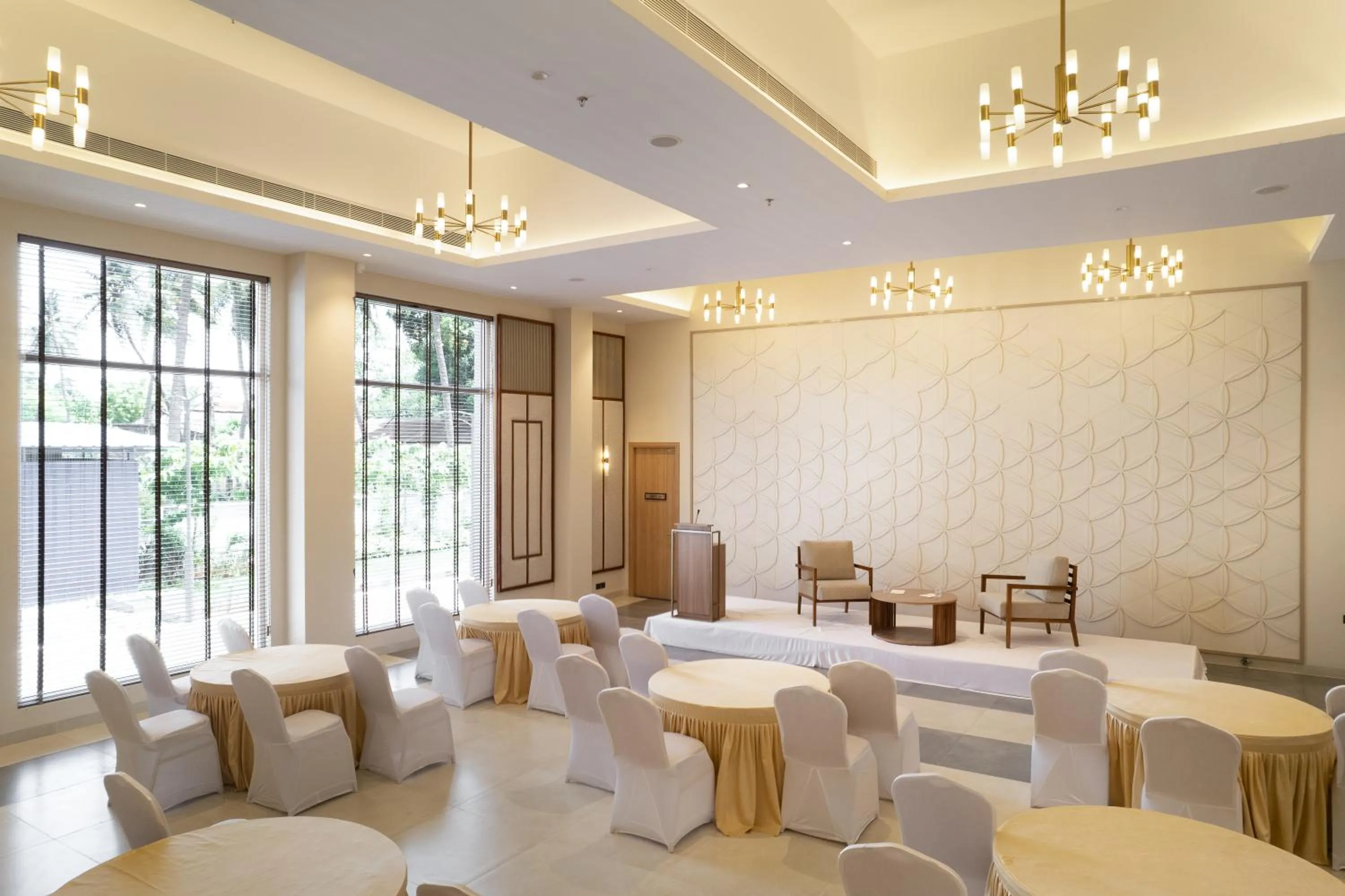 Banquet/Function facilities in Lilac Kumbakonam