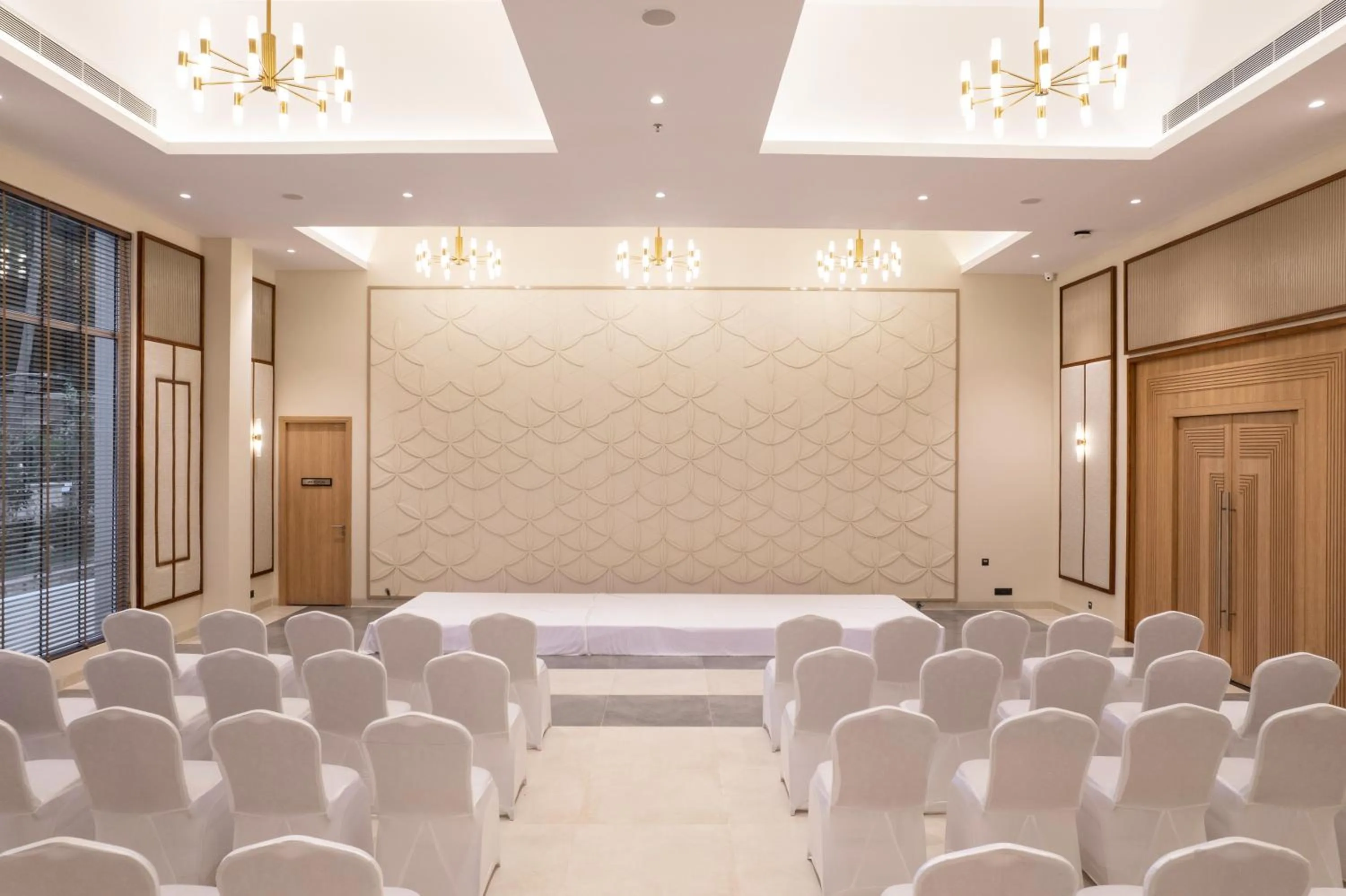 Banquet/Function facilities in Lilac Kumbakonam