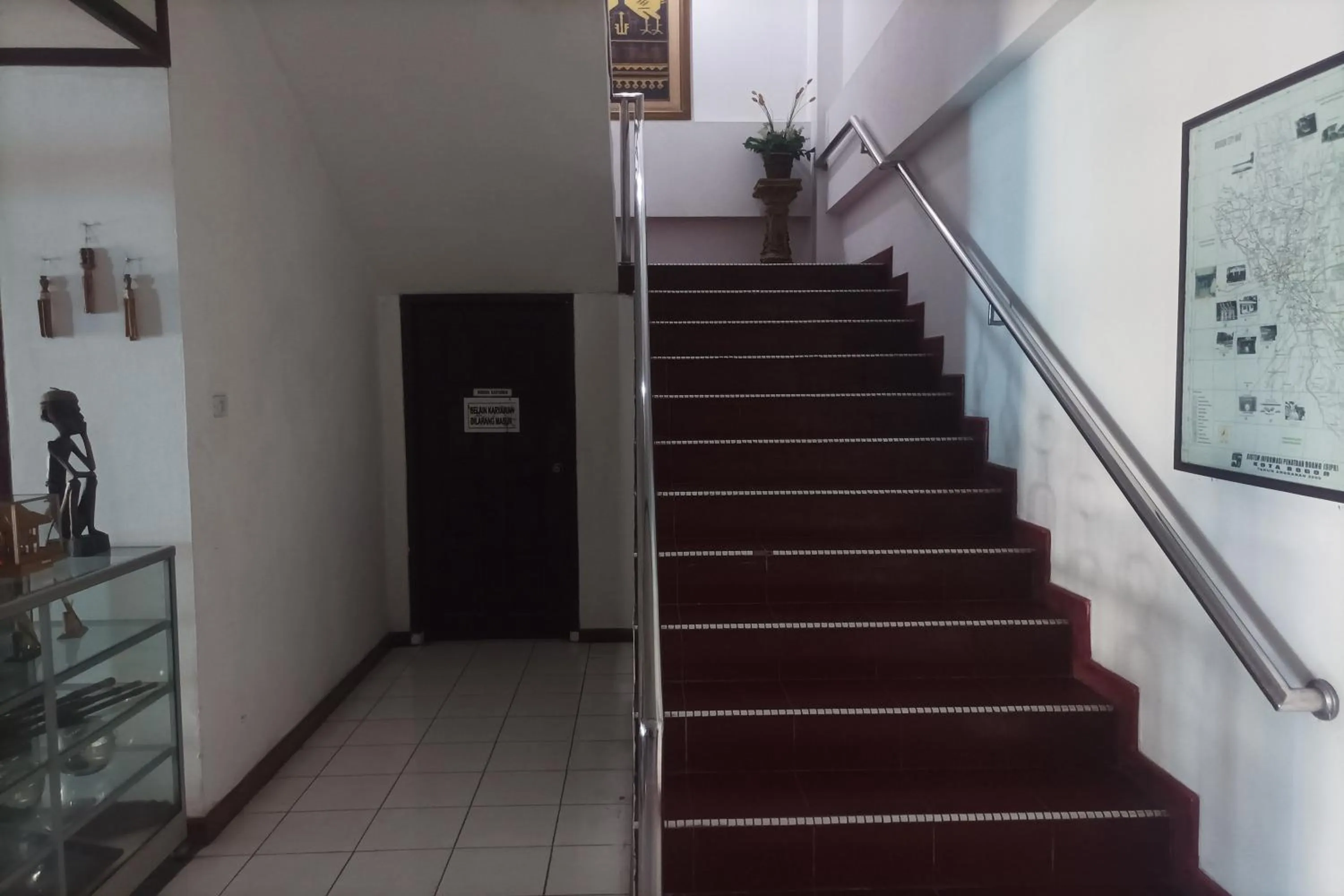 Decorative detail in Hotel Efita