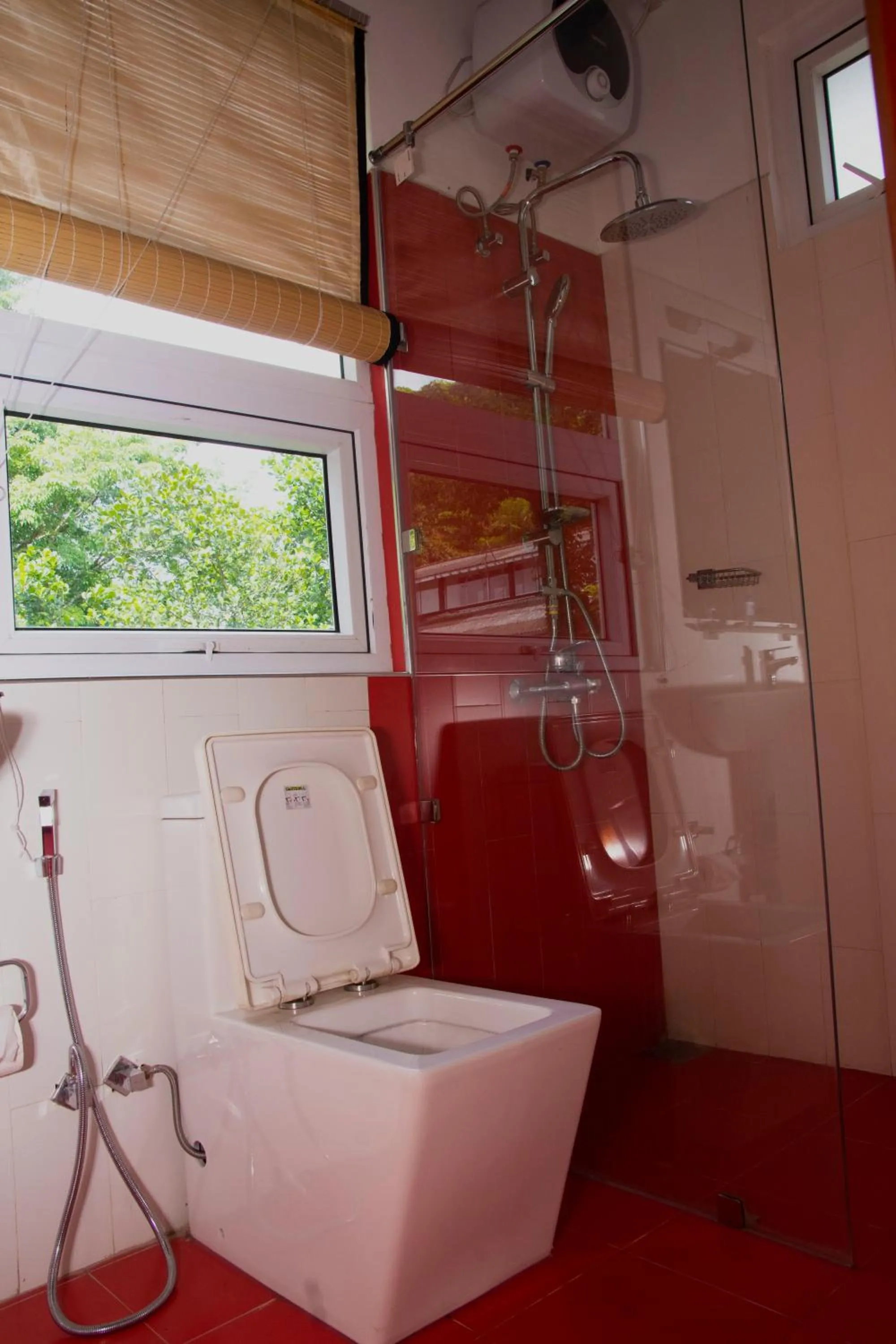 Shower in Peaceful Peak