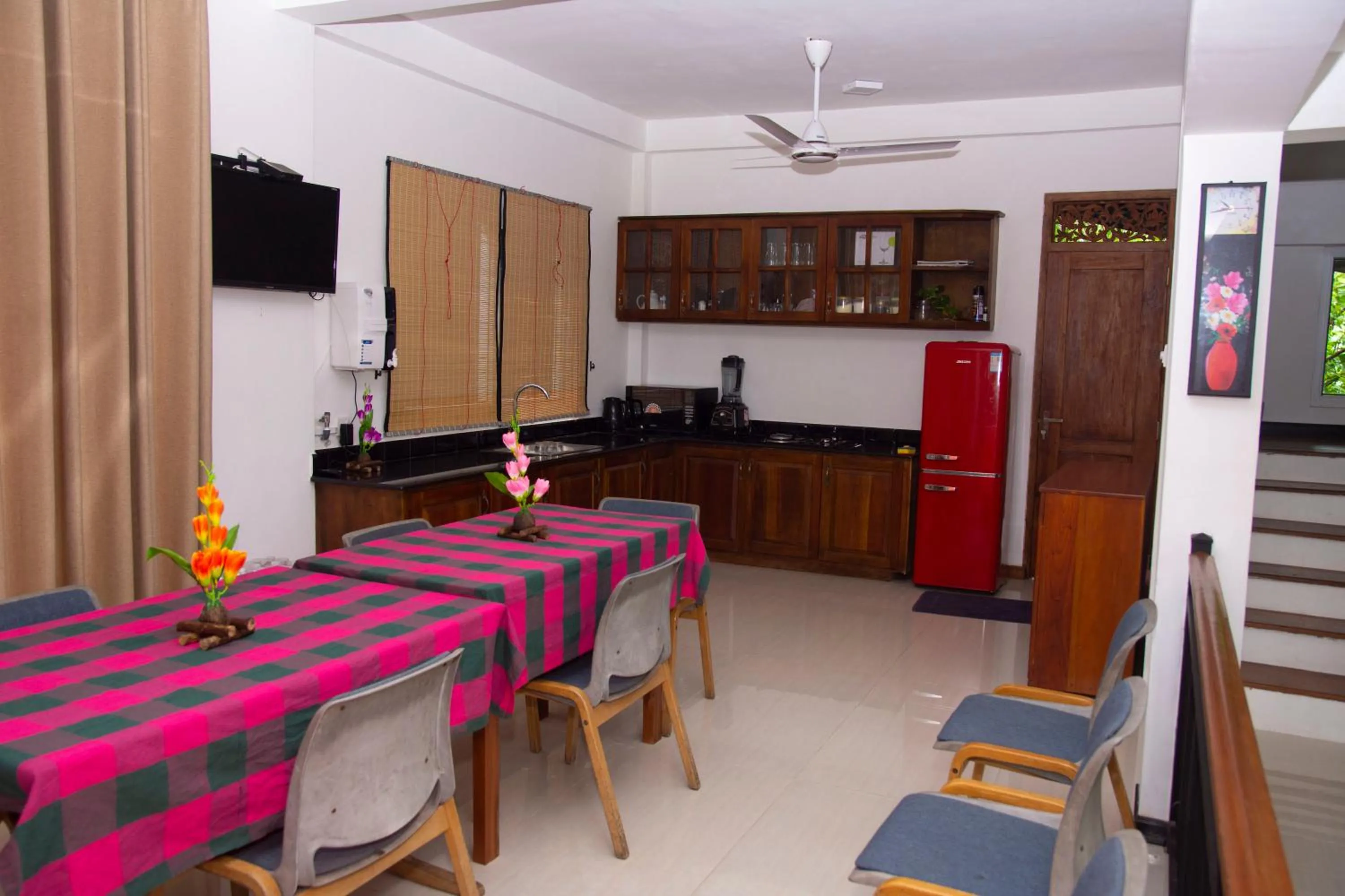Kitchen or kitchenette in Peaceful Peak