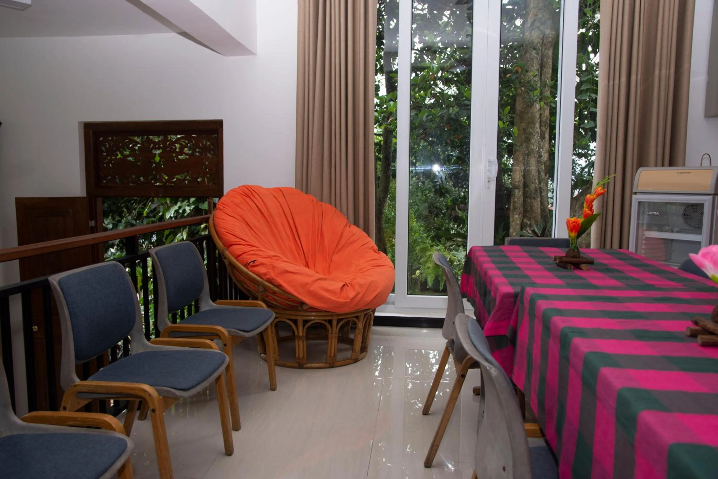 Seating area in Peaceful Peak