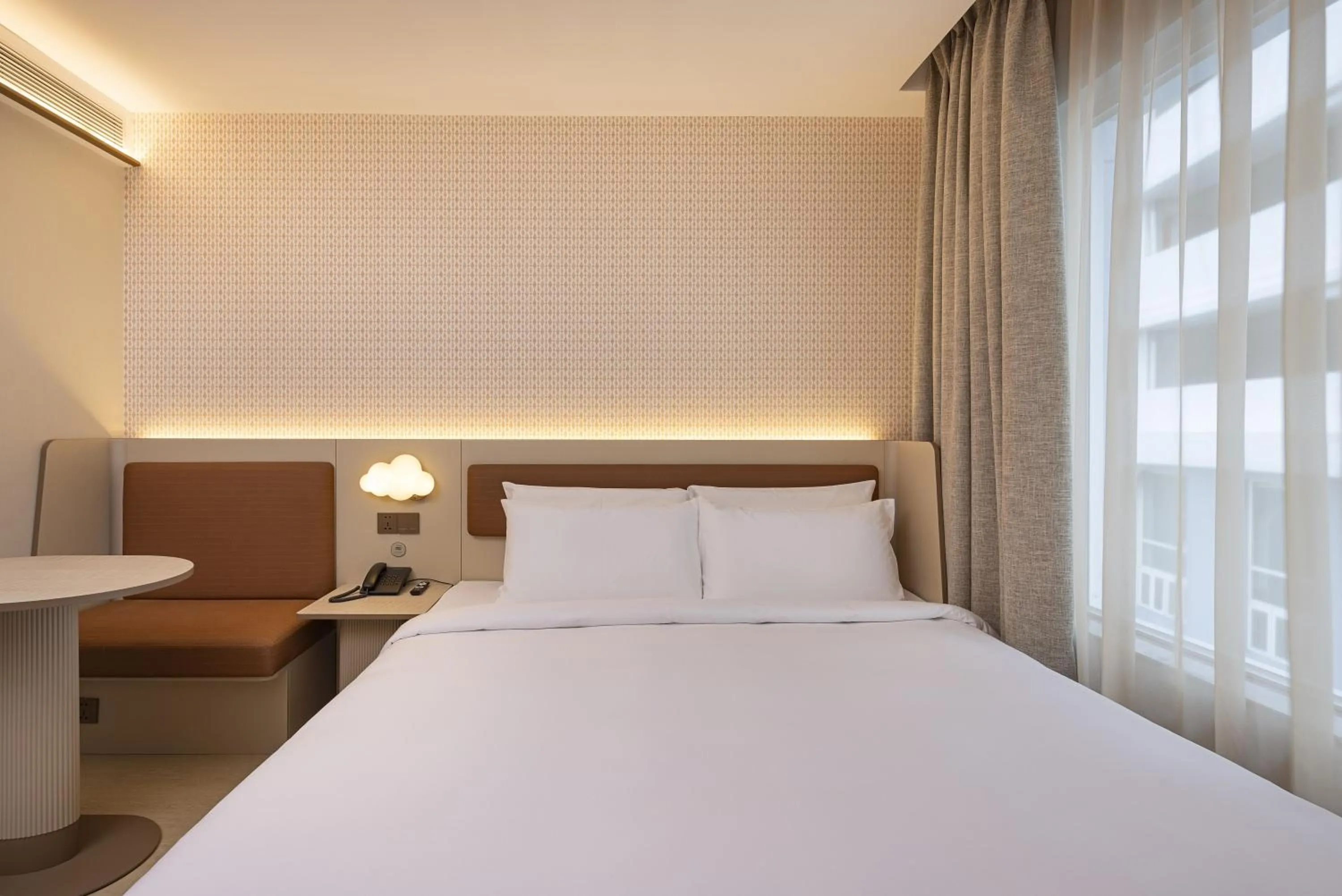 Bed in HANTING HOTEL HO CHI MINH City - 胡志明汉庭国际中心酒店