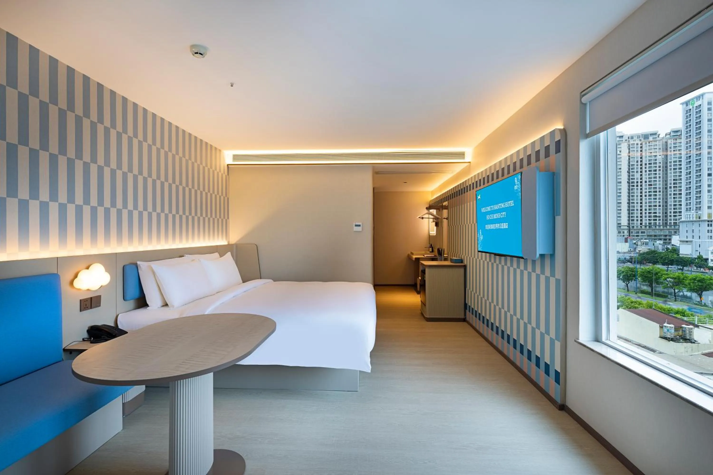 Bedroom, Bed in HANTING HOTEL HO CHI MINH City - 胡志明汉庭国际中心酒店