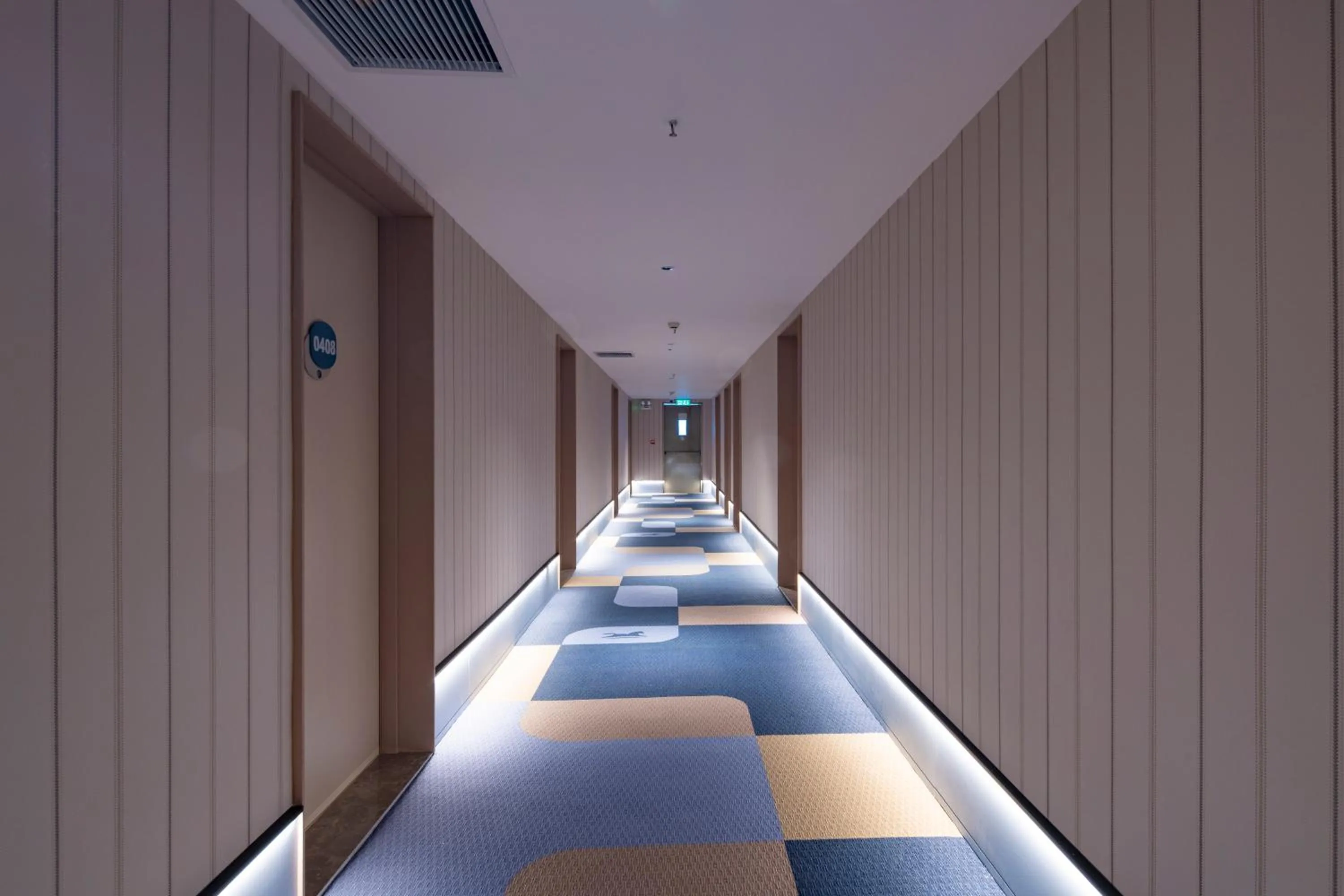 Property building in HANTING HOTEL HO CHI MINH City - 胡志明汉庭国际中心酒店