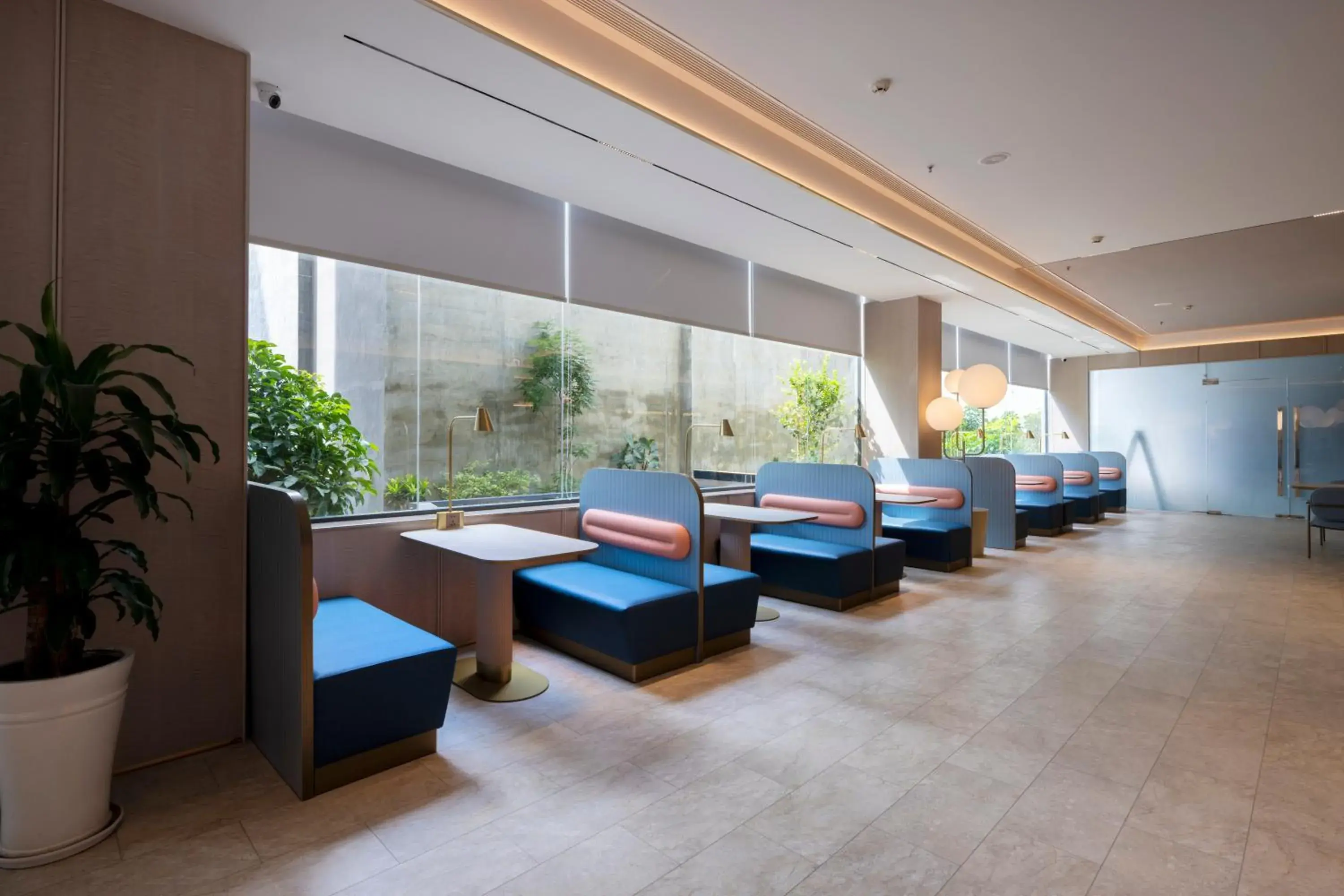 Lobby or reception in HANTING HOTEL HO CHI MINH City - 胡志明汉庭国际中心酒店 Lobby or reception in HANTING HOTEL HO CHI MINH City - 胡志明汉庭国际中心酒店