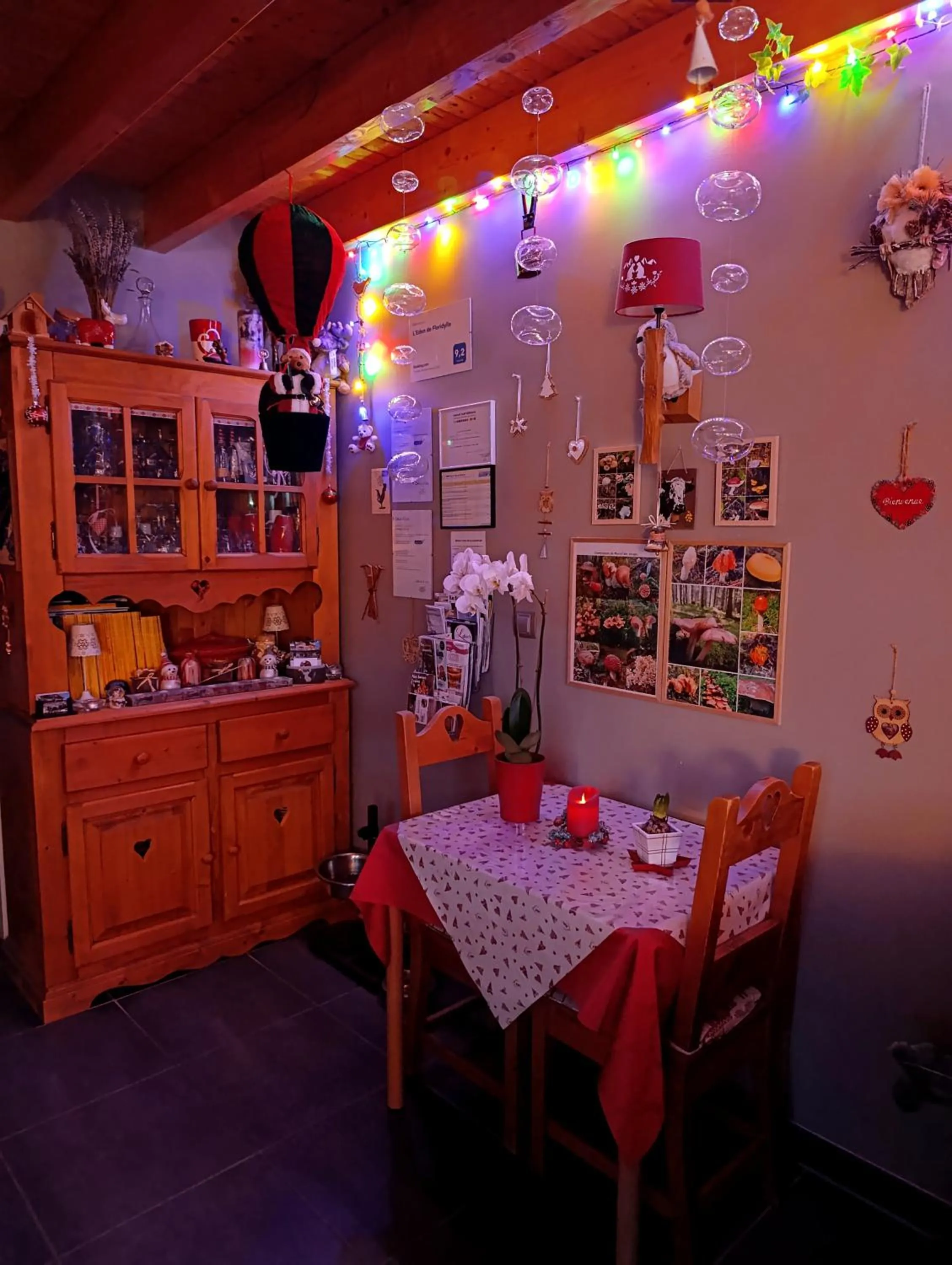 Dining area in L'Eden de Floridylle