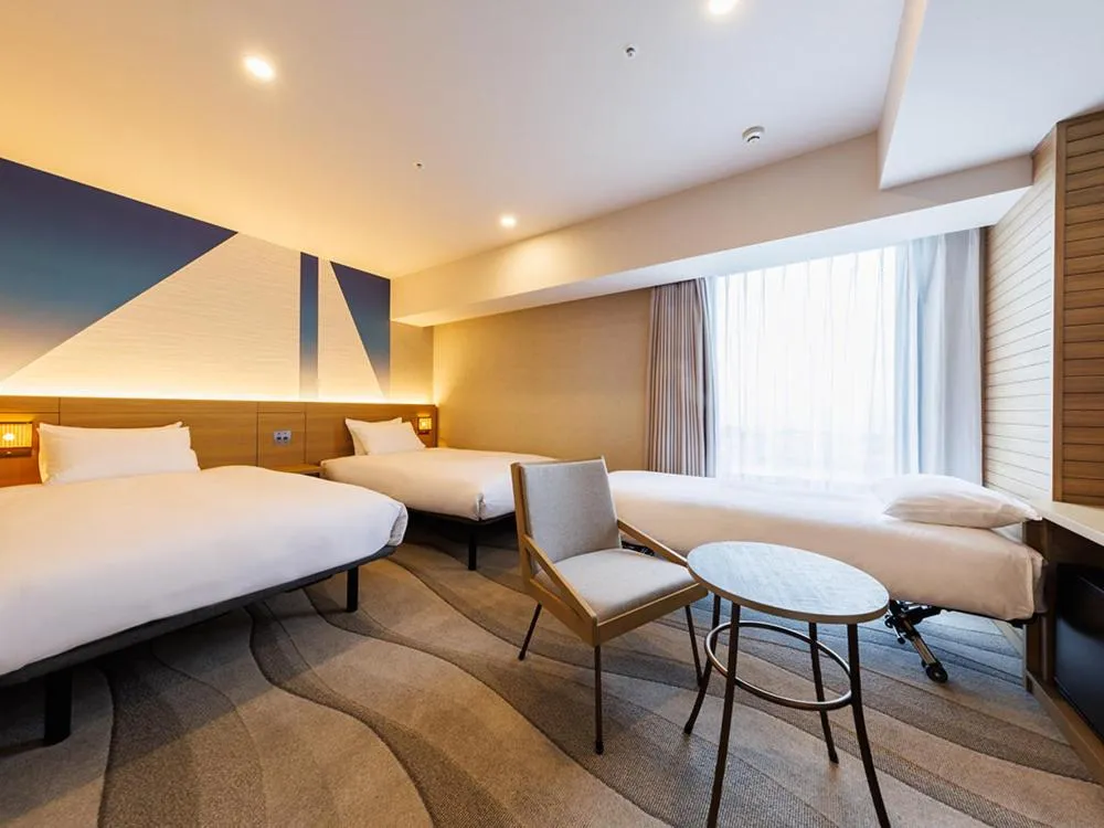 JR East Hotel Mets Premier Makuhari Toyosuna