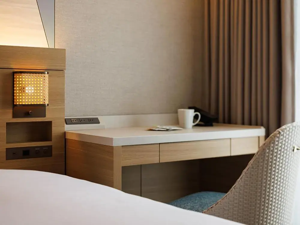 Bed in JR East Hotel Mets Premier Makuhari Toyosuna Bed in JR East Hotel Mets Premier Makuhari Toyosuna