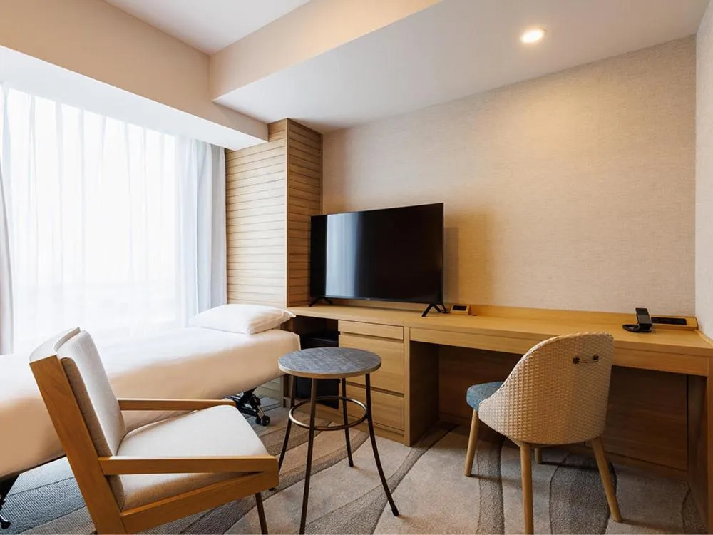 JR East Hotel Mets Premier Makuhari Toyosuna