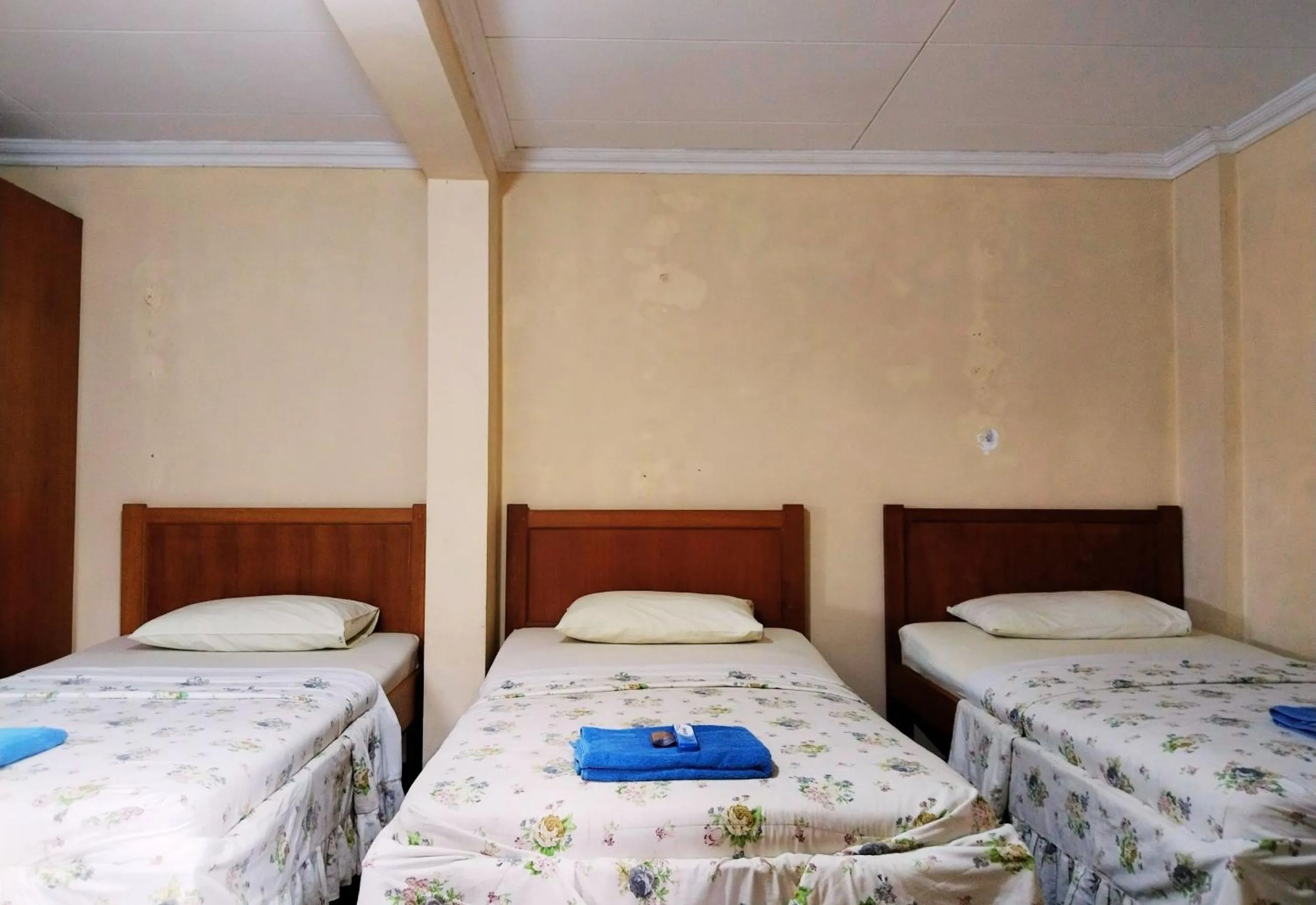 Bed in Hotel Grand Astoeti