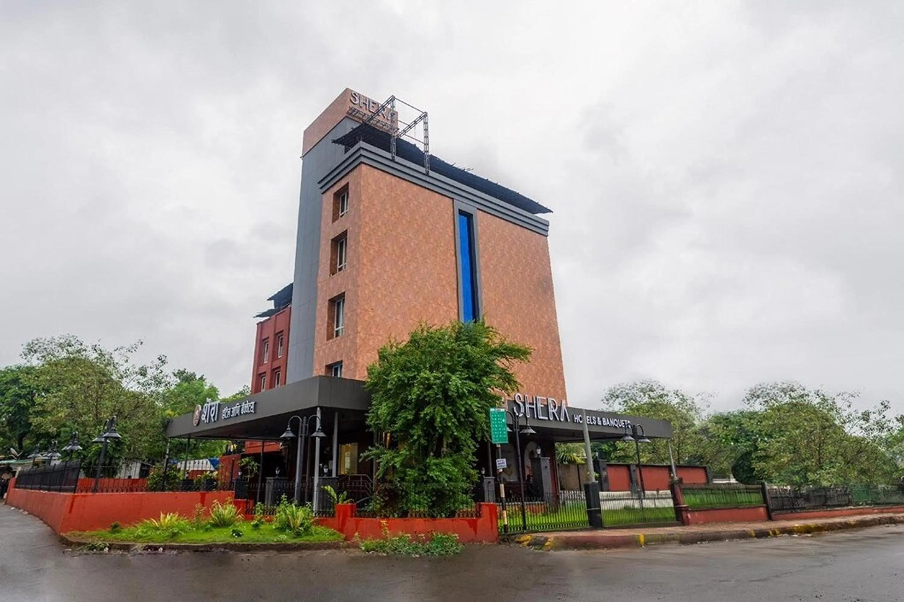 Property building in Shera Hotels & Banquets