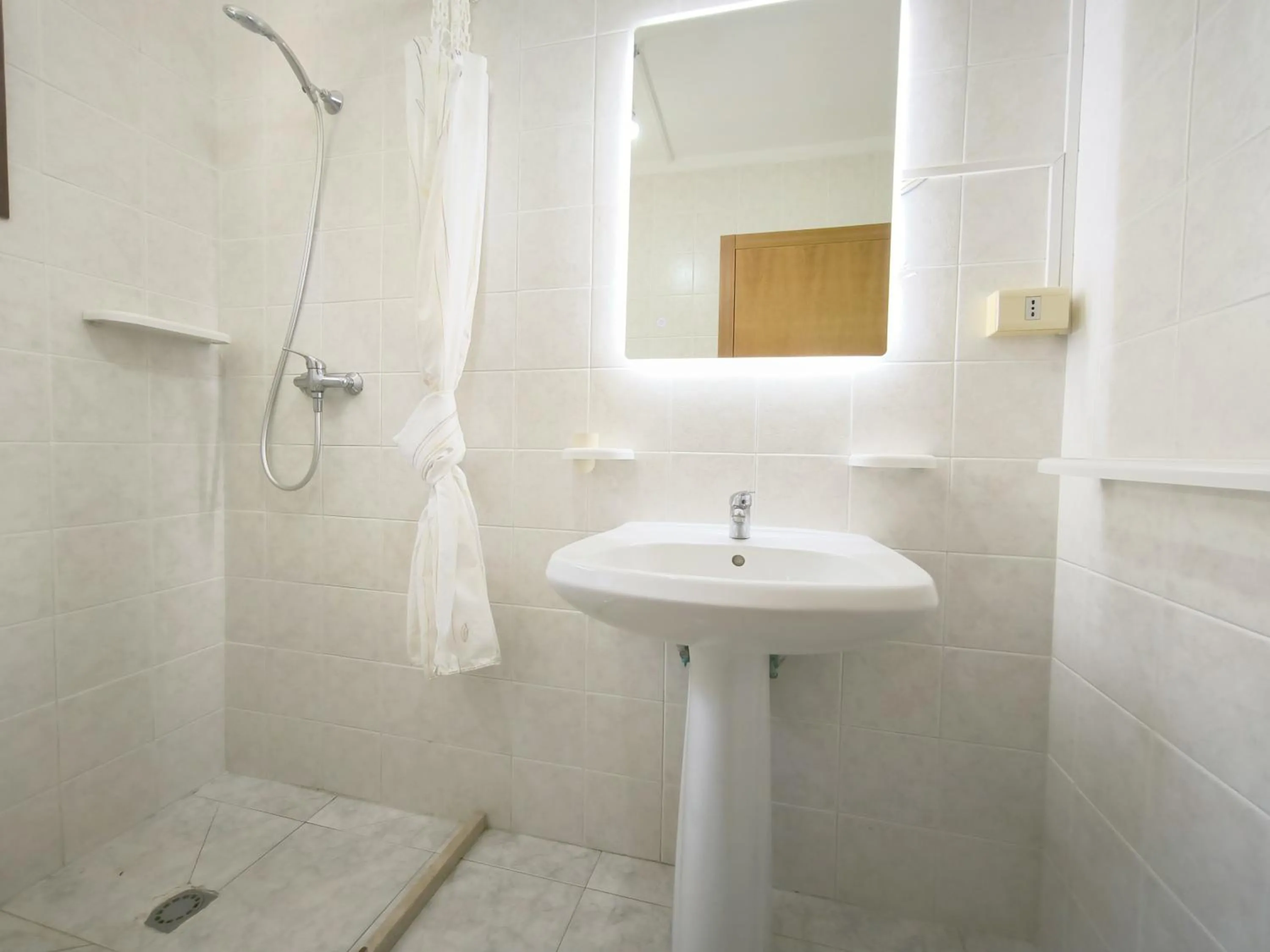 Bathroom in Residence Elena