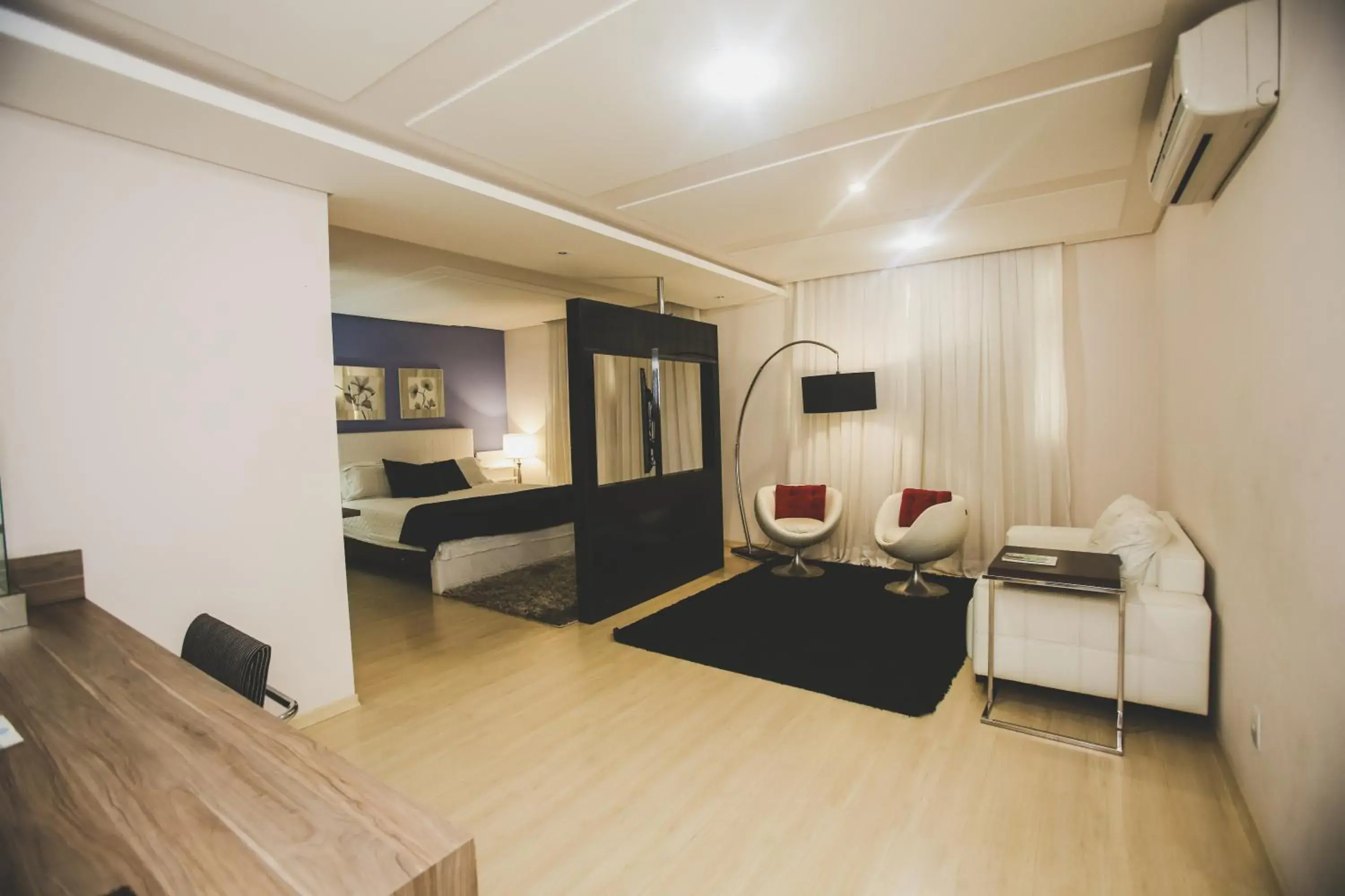 Suite Master in Gontijo Inn Hotel Suite Master in Gontijo Inn Hotel