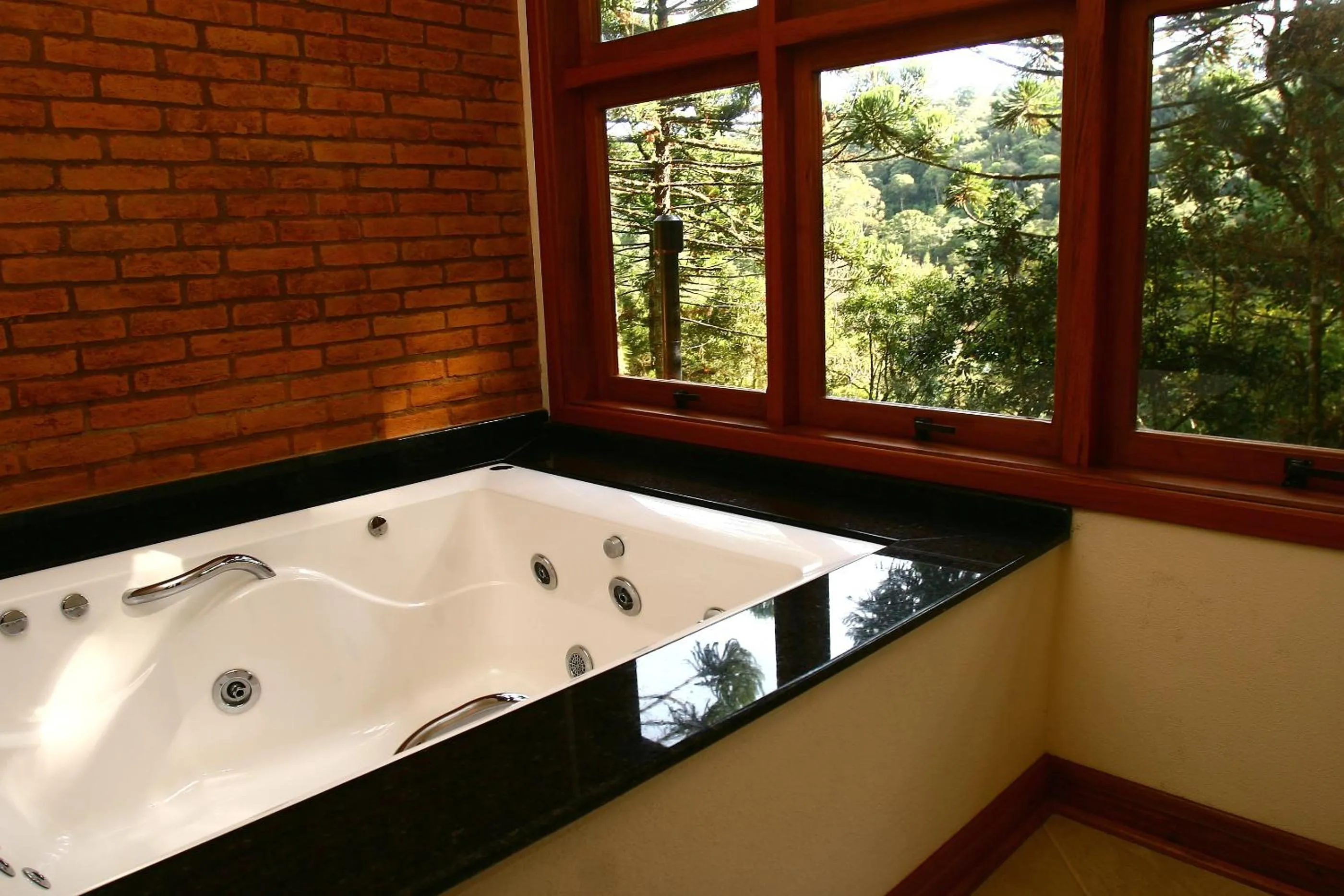 Bathroom in Pousada Chalé da Floresta