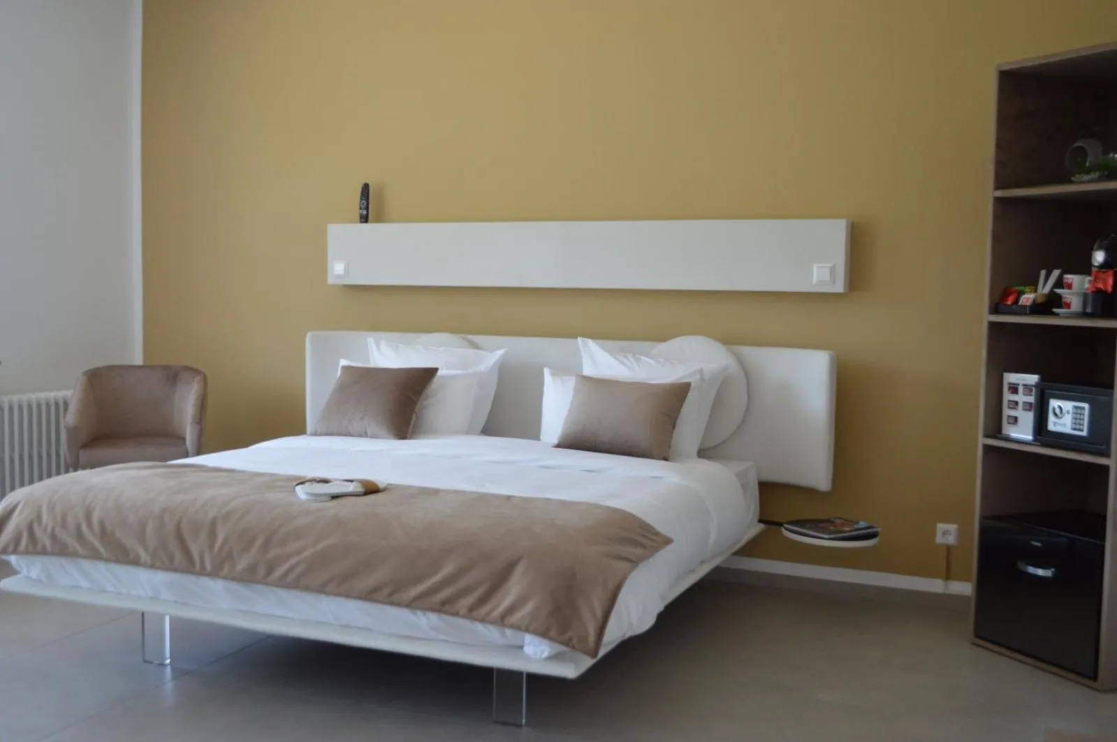 Bed in Hotel Ehnen La Moselle Luxembourg