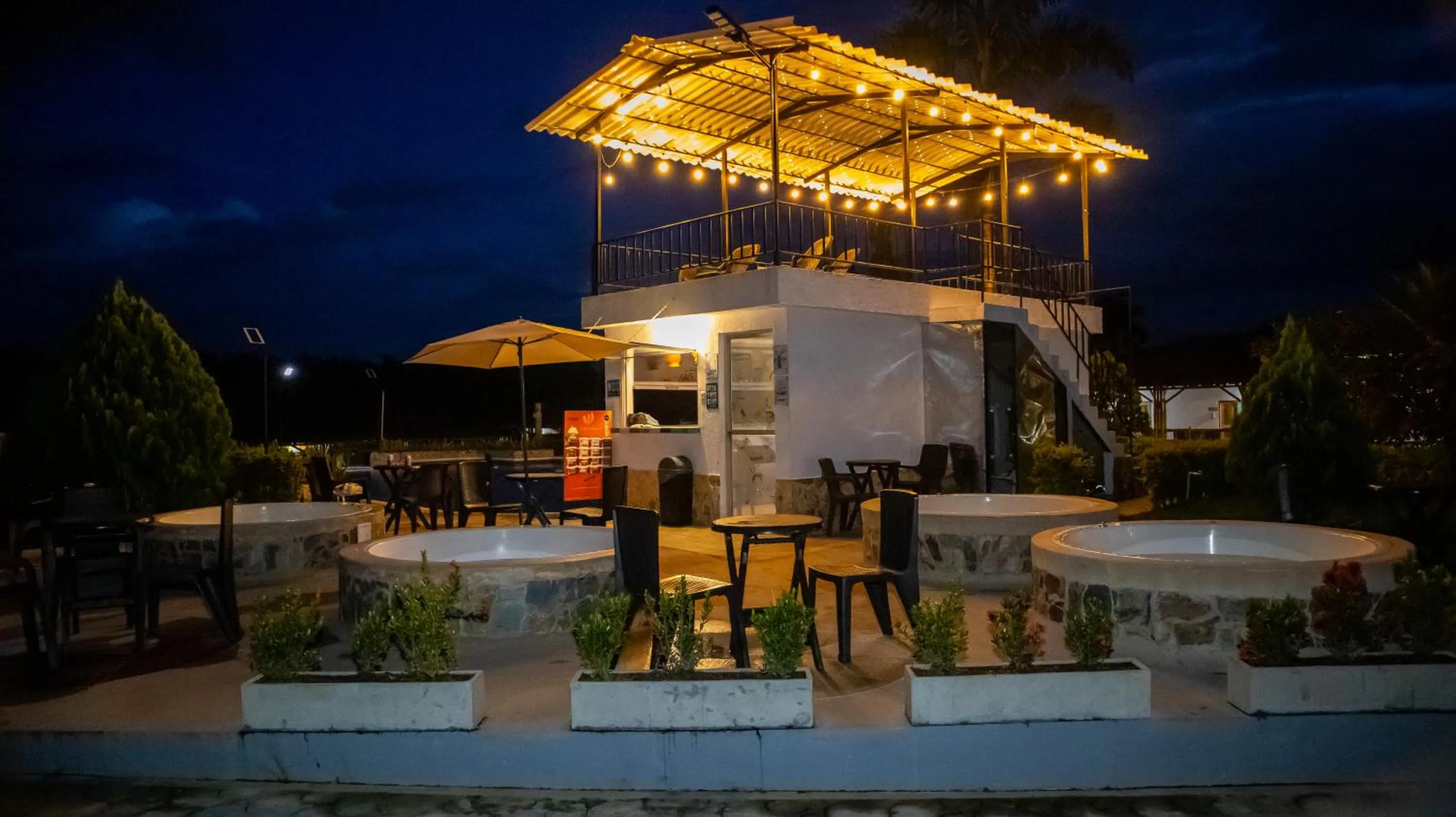 Swimming pool in Hotel Parque de los Arrieros