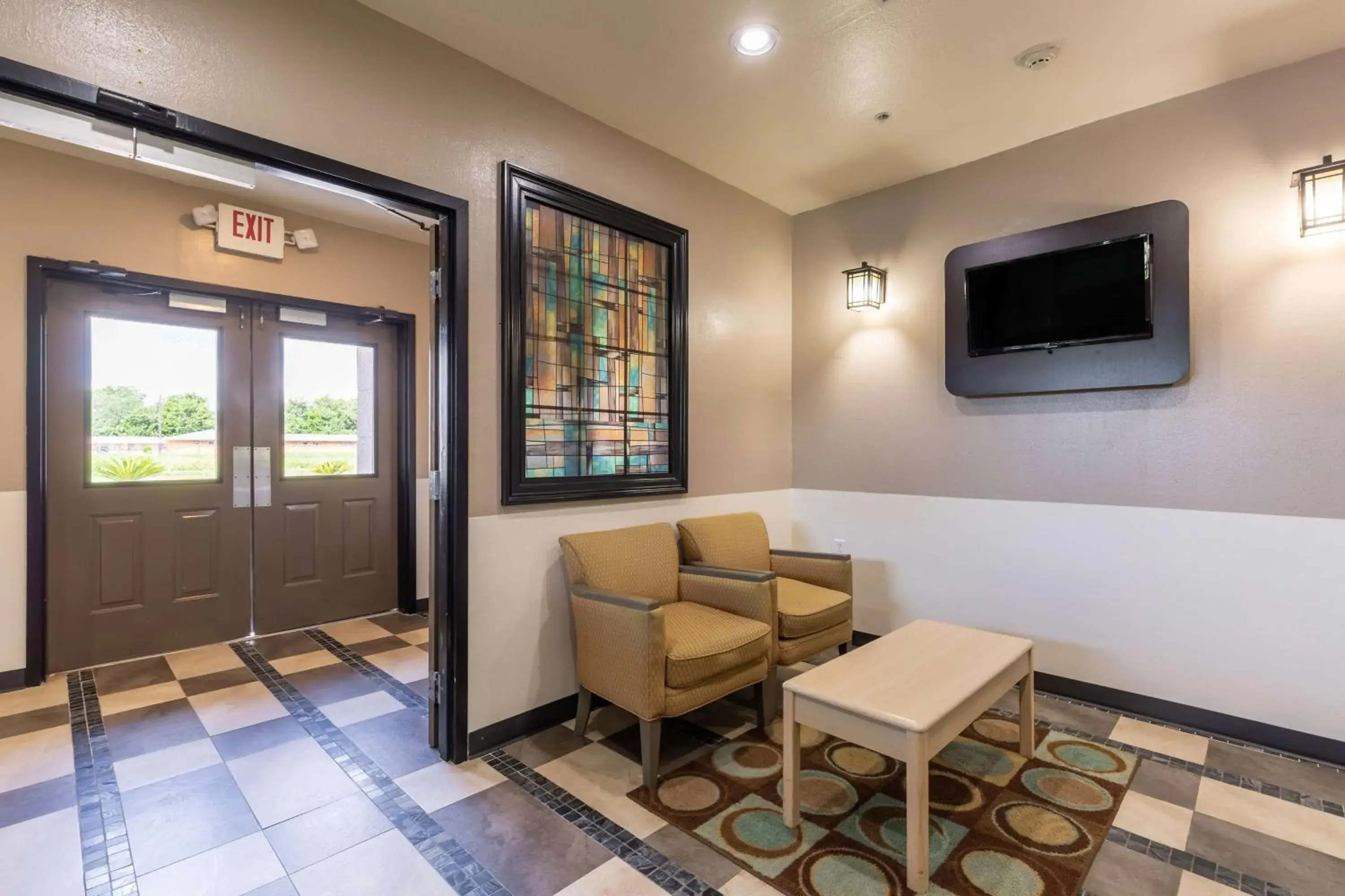 Lobby or reception in Studio 6 Bay City TX Lobby or reception in Studio 6 Bay City TX