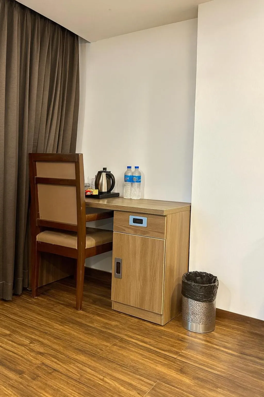 Seating area in Hotel Solaris