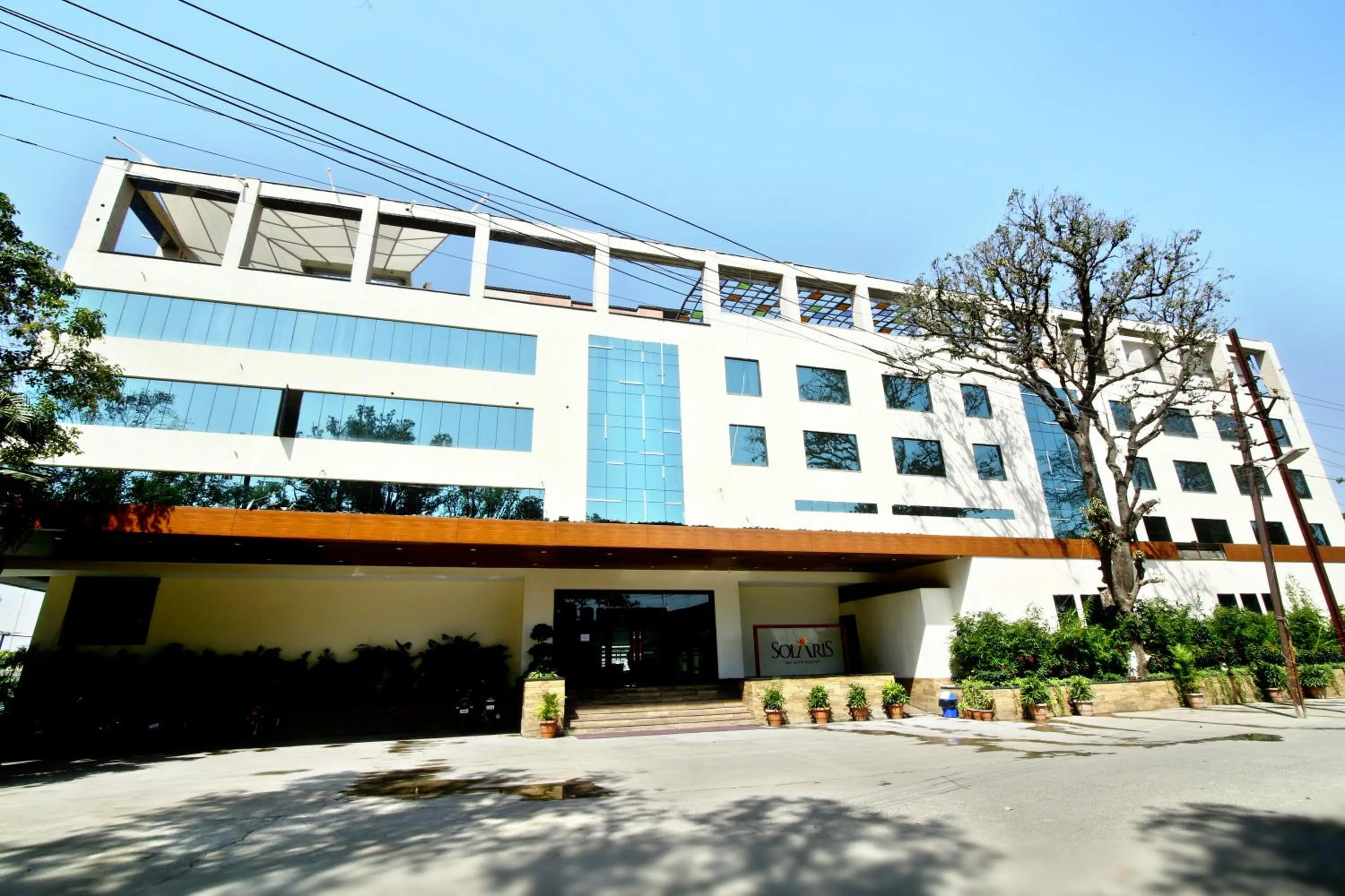 Property building in Hotel Solaris