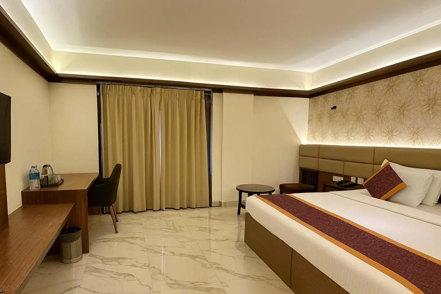 Bed in Hotel Solaris