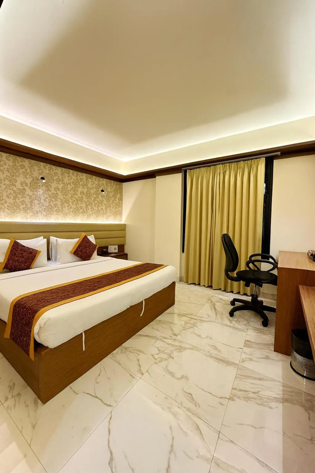 Bed in Hotel Solaris