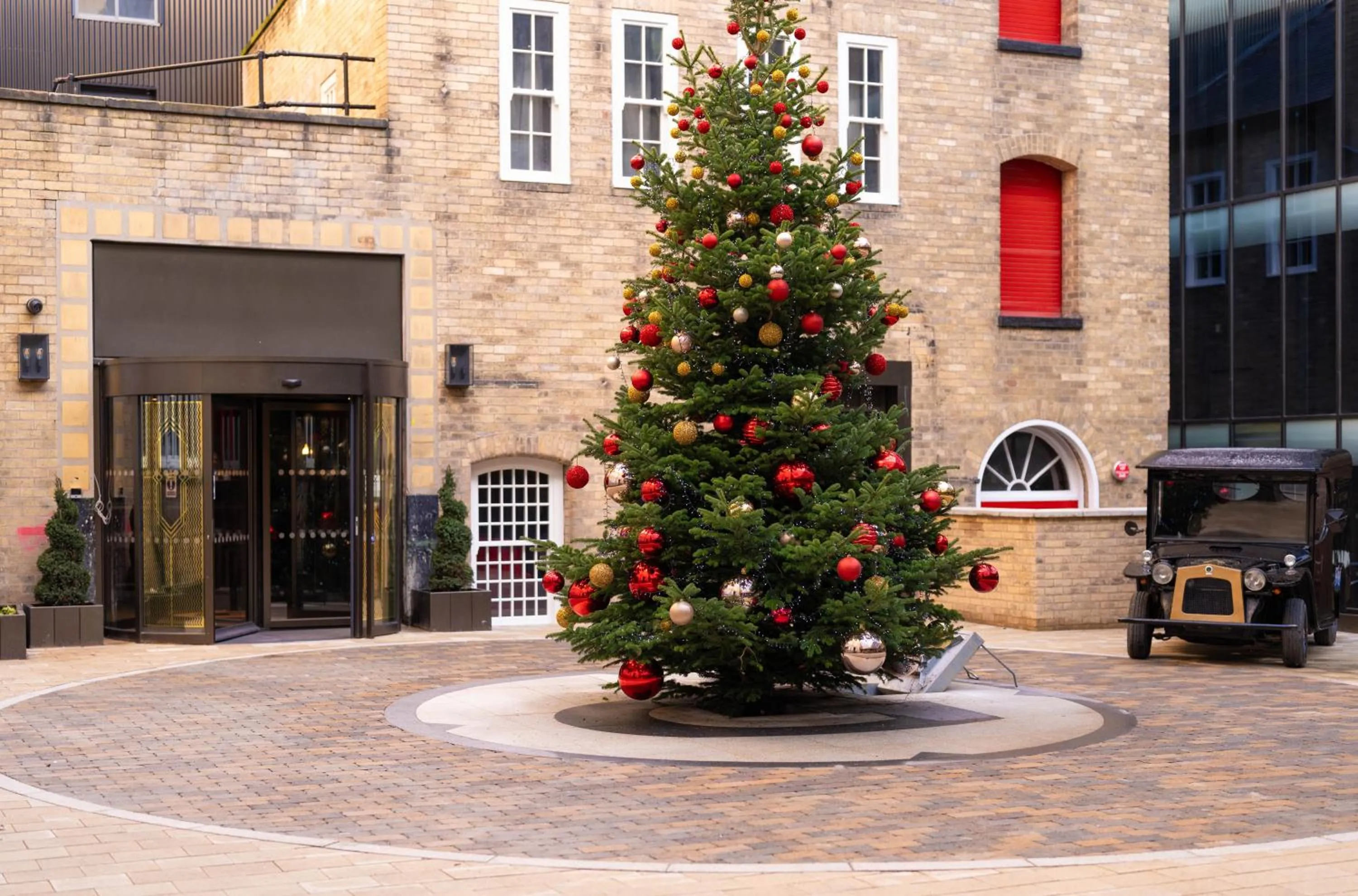 Inner courtyard view in Hotel Gotham Newcastle