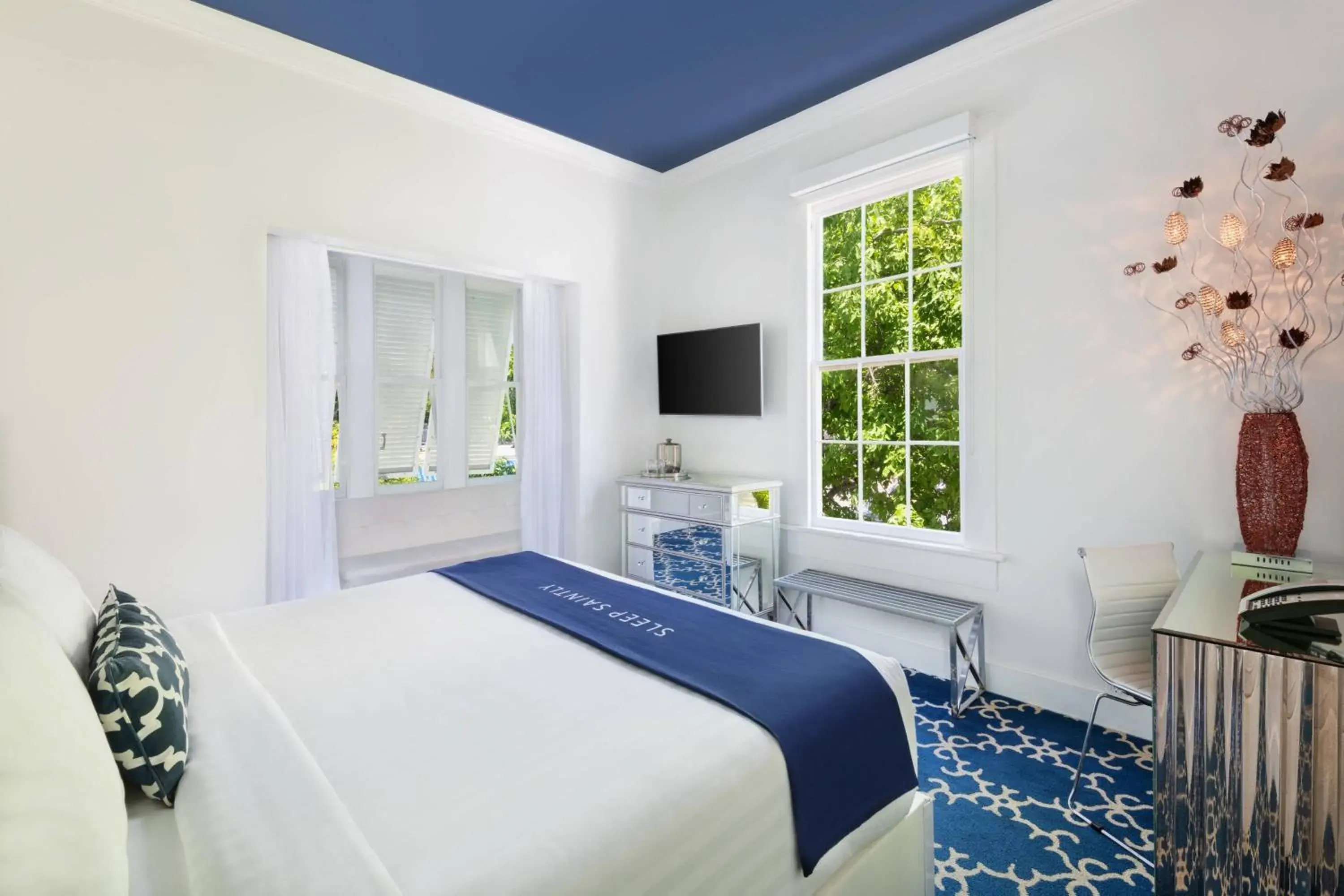 Photo of the whole room, Bed in The Saint Hotel Key West, Autograph Collection, Adult Only Photo of the whole room, Bed in The Saint Hotel Key West, Autograph Collection, Adult Only