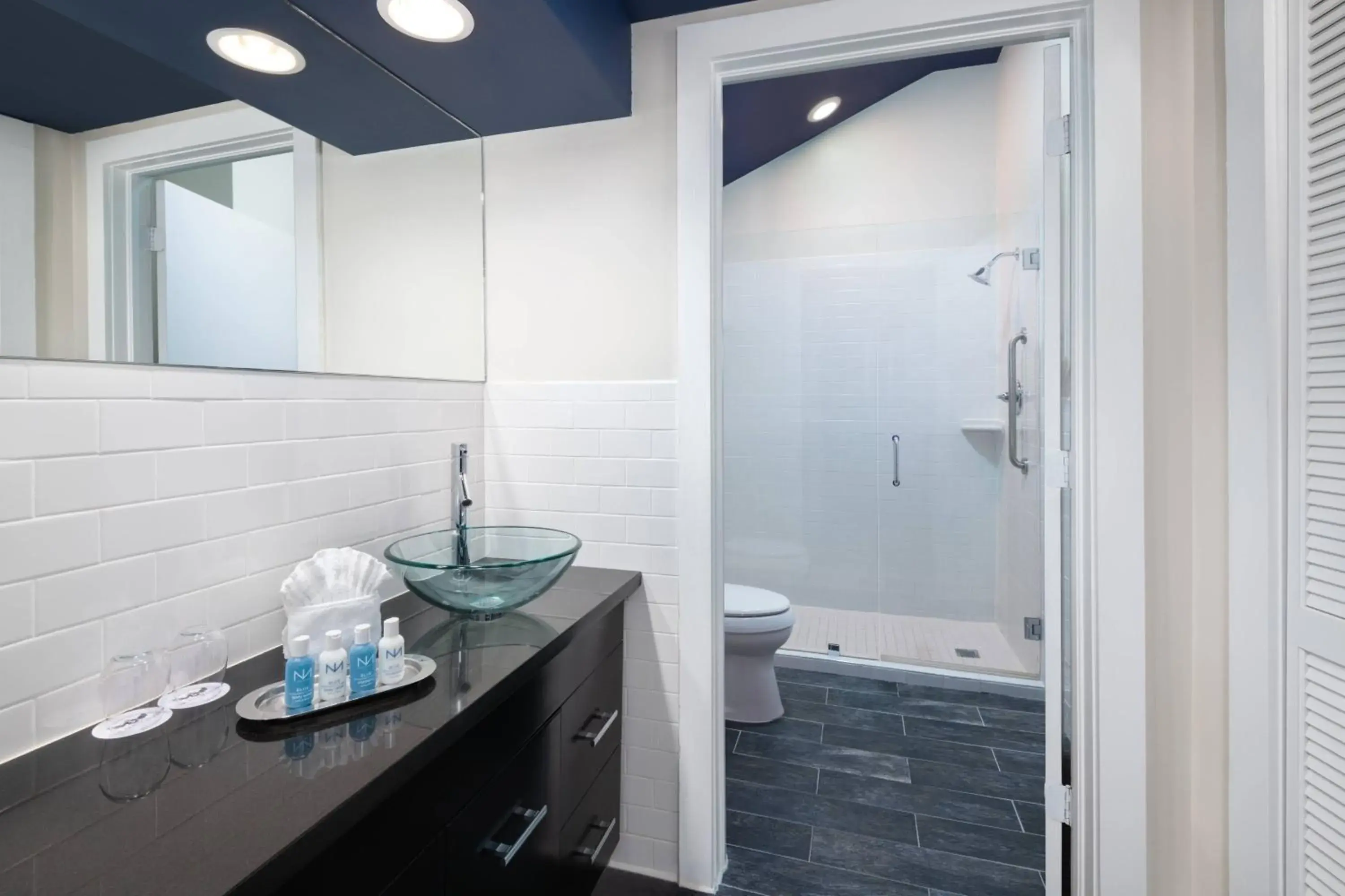 Photo of the whole room in The Saint Hotel Key West, Autograph Collection, Adult Only Photo of the whole room in The Saint Hotel Key West, Autograph Collection, Adult Only