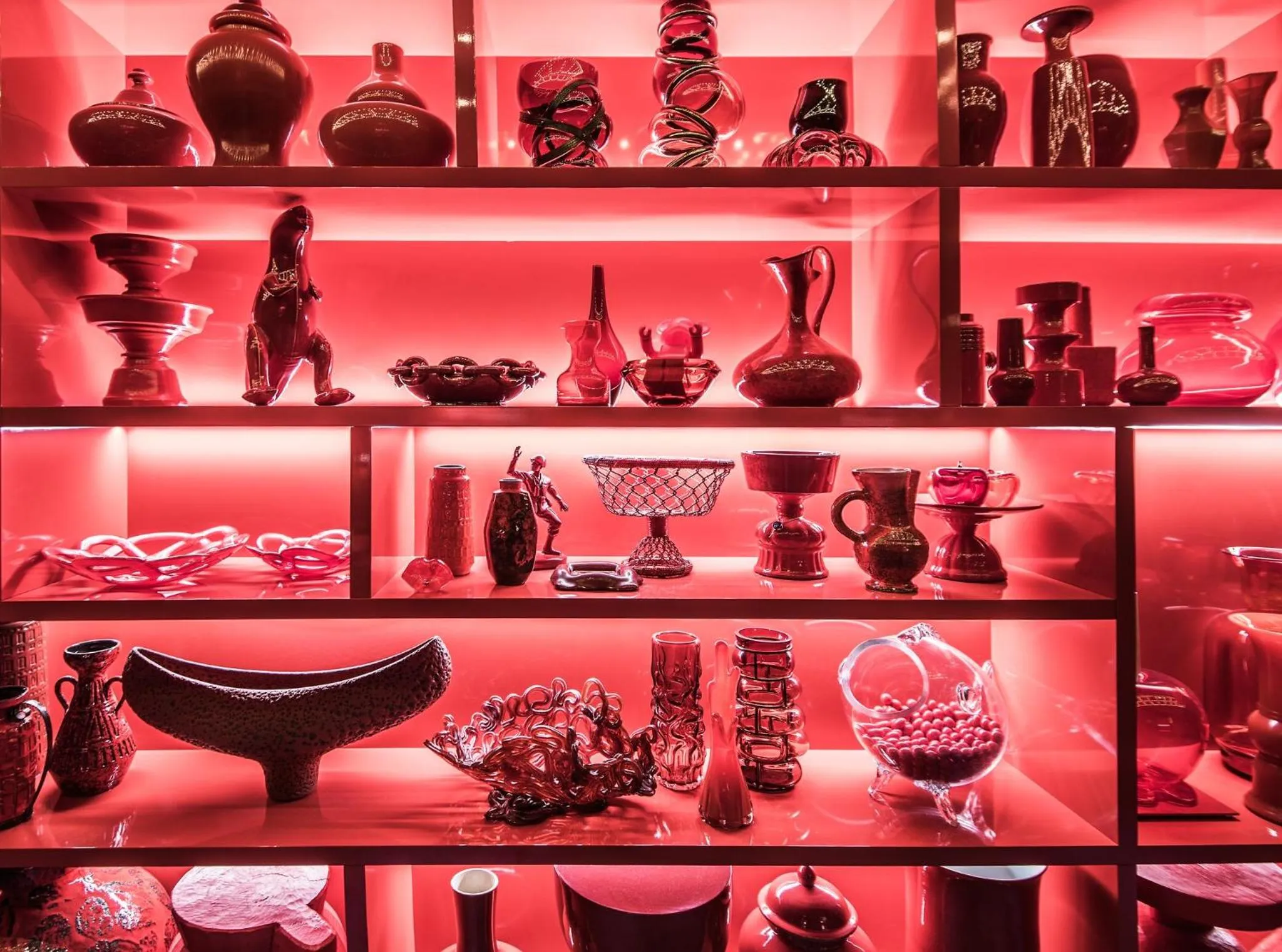 Lounge or bar in Virgin Hotels Chicago