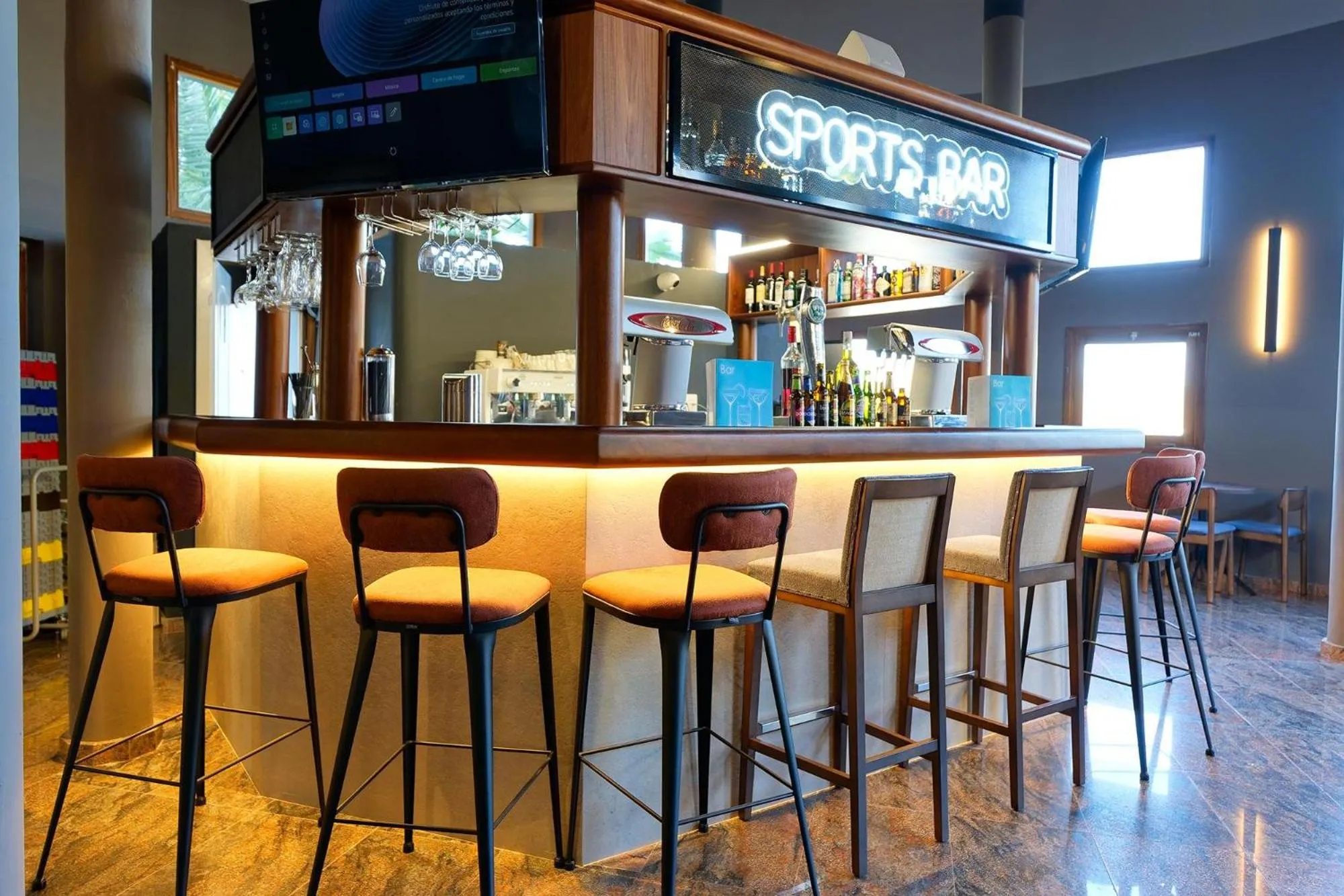 Lounge or bar in Sport Hotel Monte Feliz - powered by Playitas