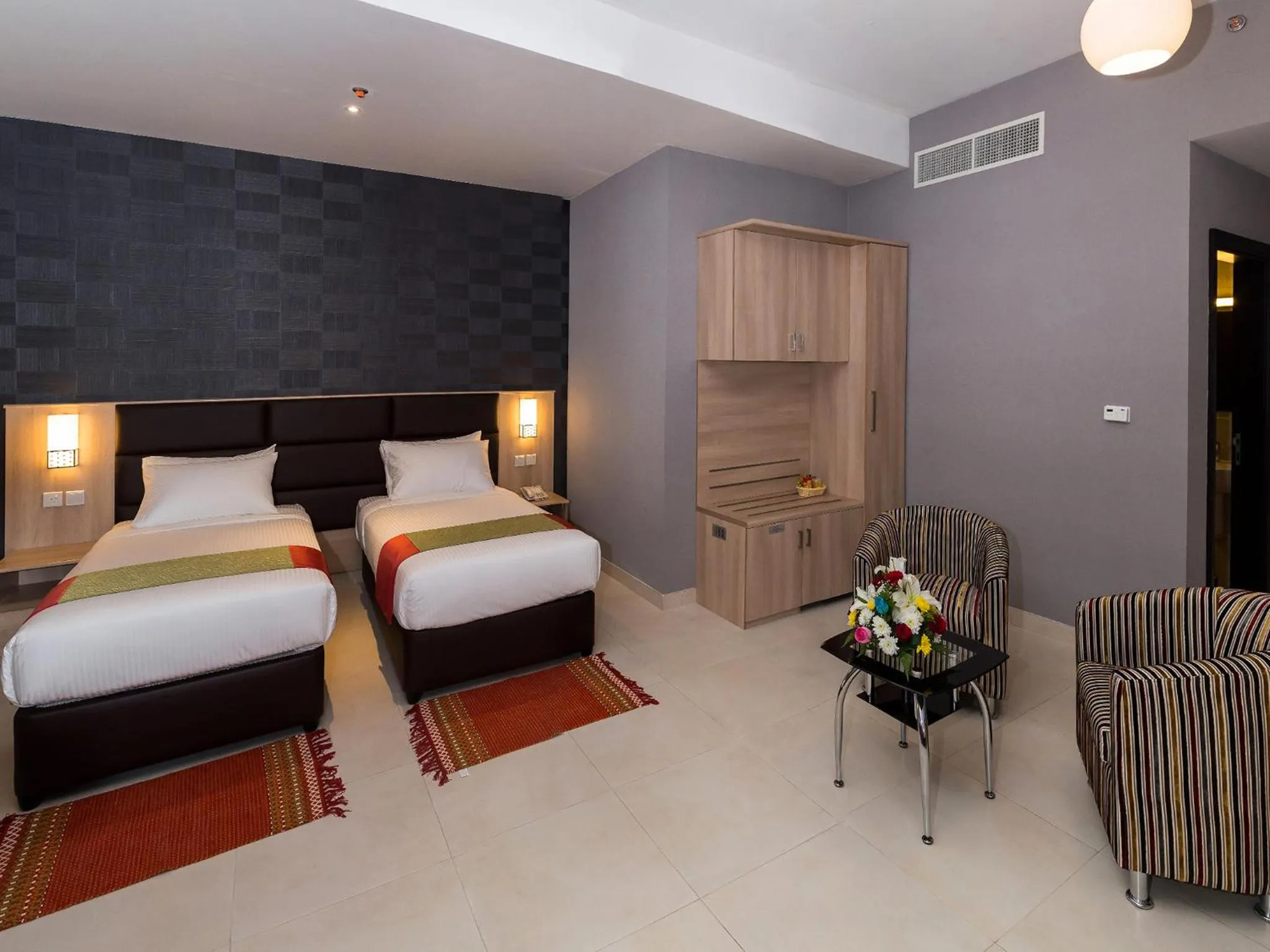 Bedroom, Bed in Florida Square Hotel (Previously known Flora Square Hotel)