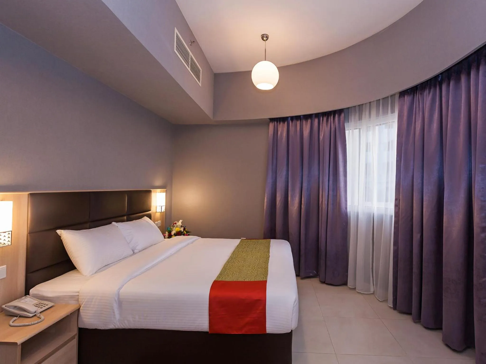 Bedroom, Bed in Florida Square Hotel (Previously known Flora Square Hotel)