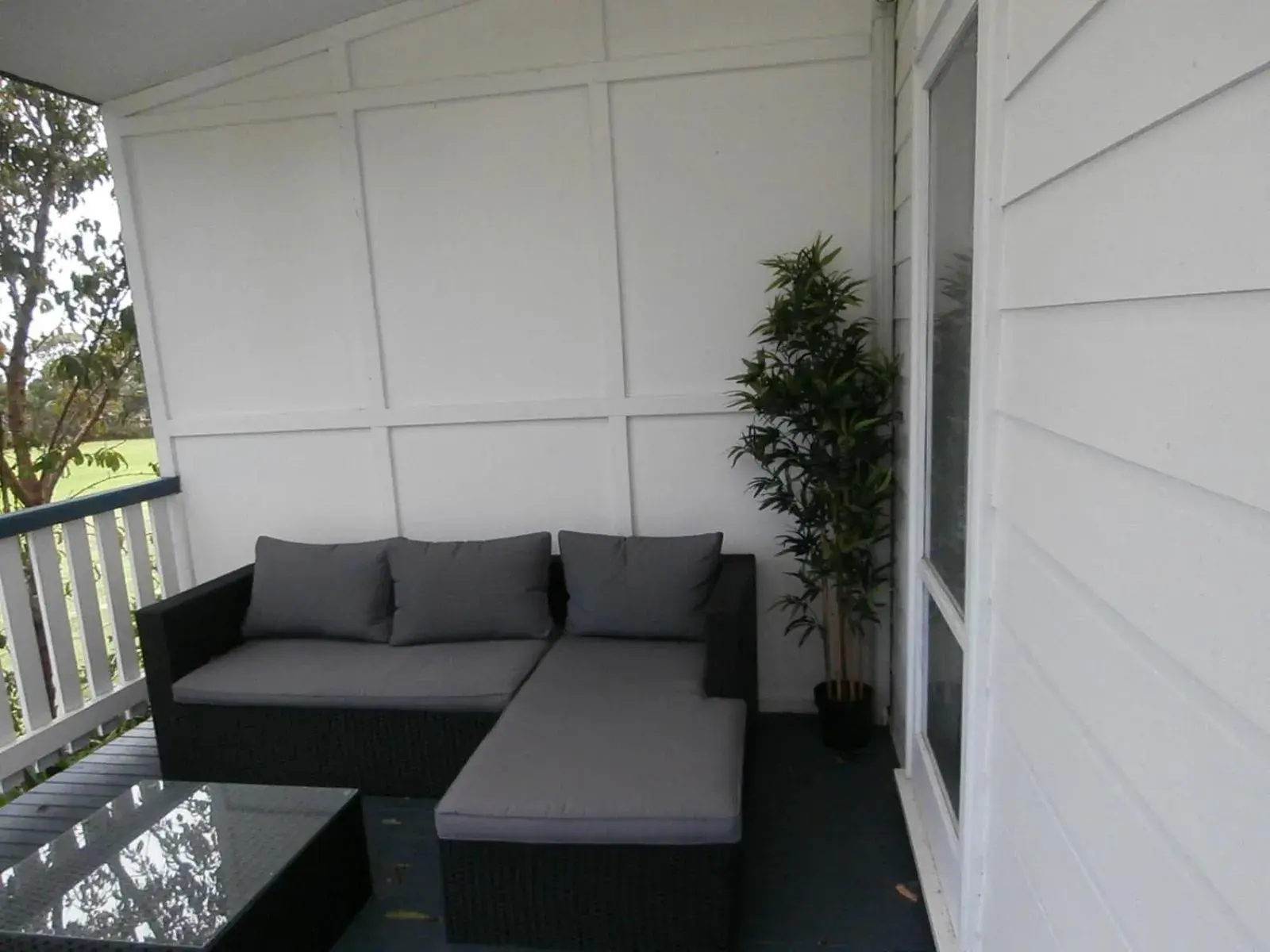 Suite with Garden View in Marlo Hotel Suite with Garden View in Marlo Hotel