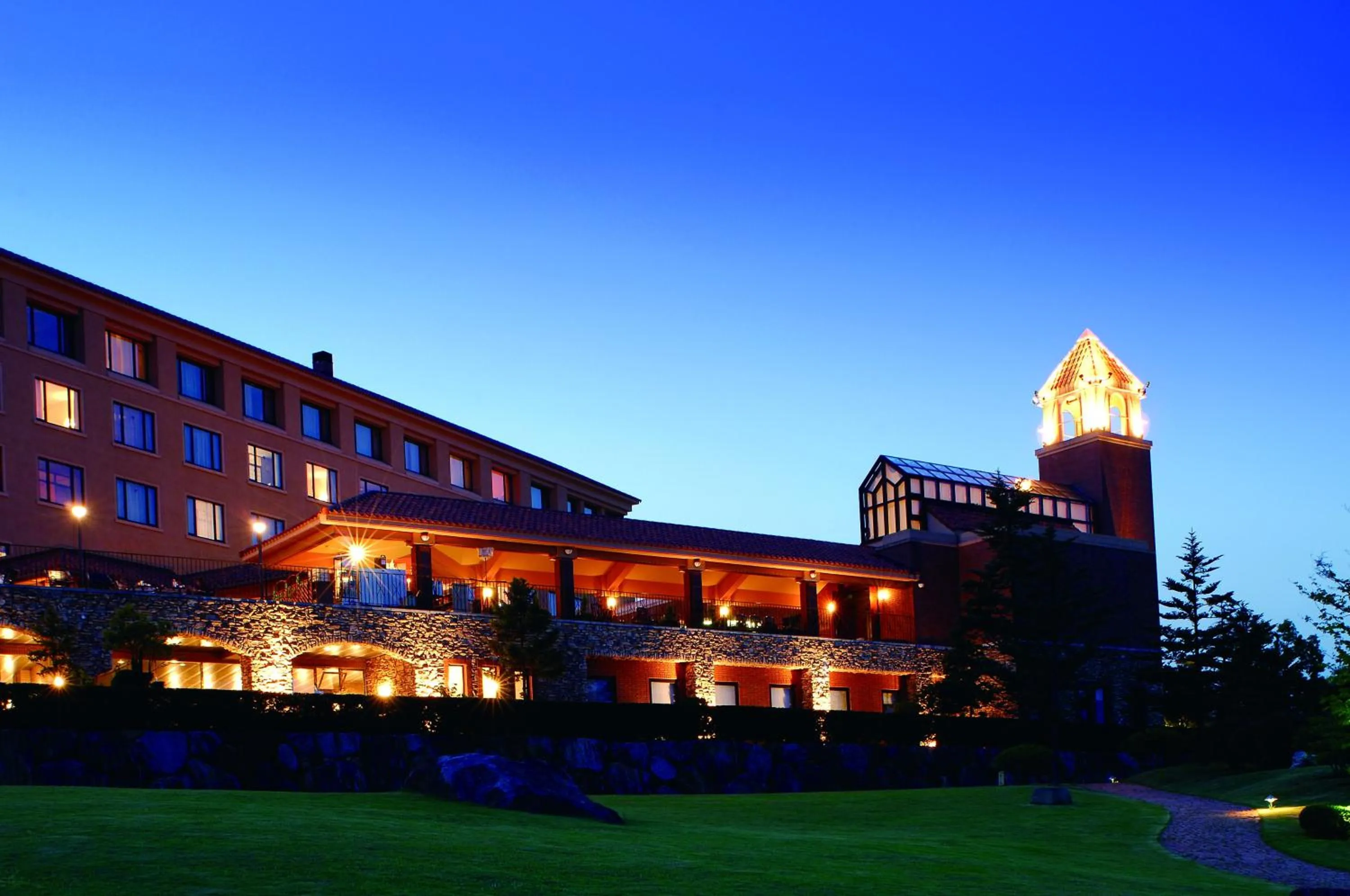 Facade/entrance in Fruit Park Fujiya Hotel