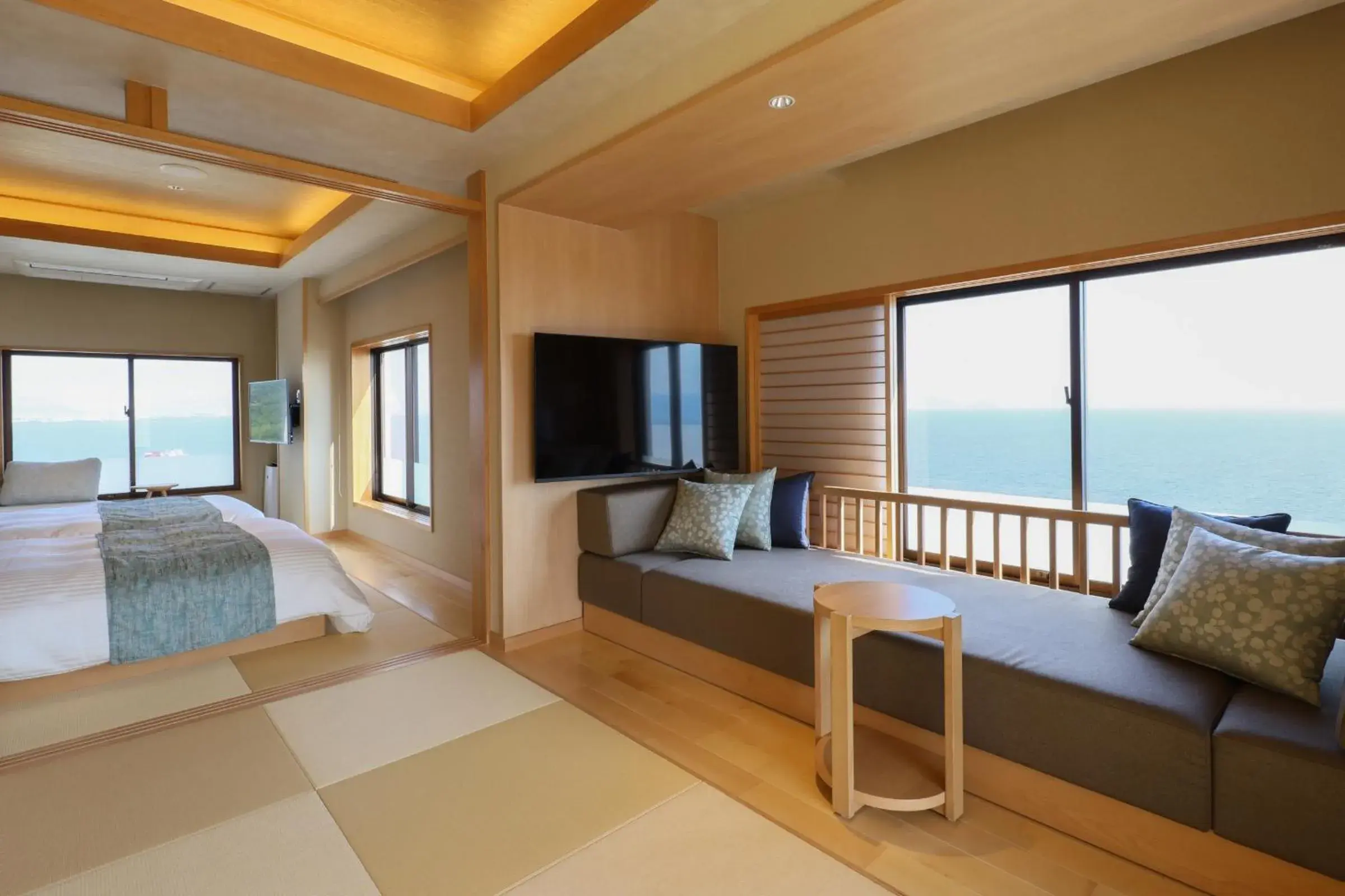 Seating area, Bed in Hotel Meizanso Seating area, Bed in Hotel Meizanso