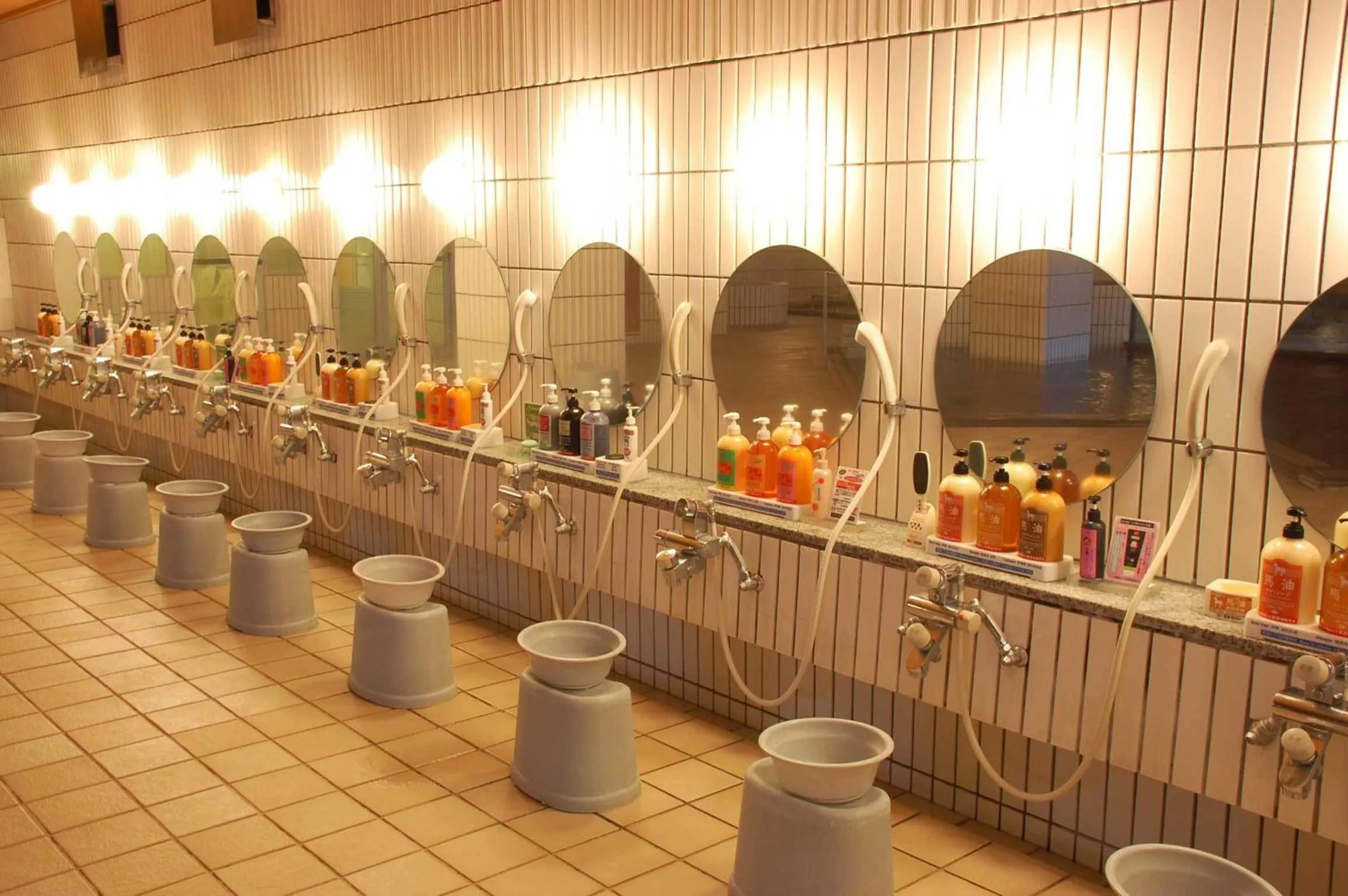 Hot Spring Bath in Hotel Meizanso