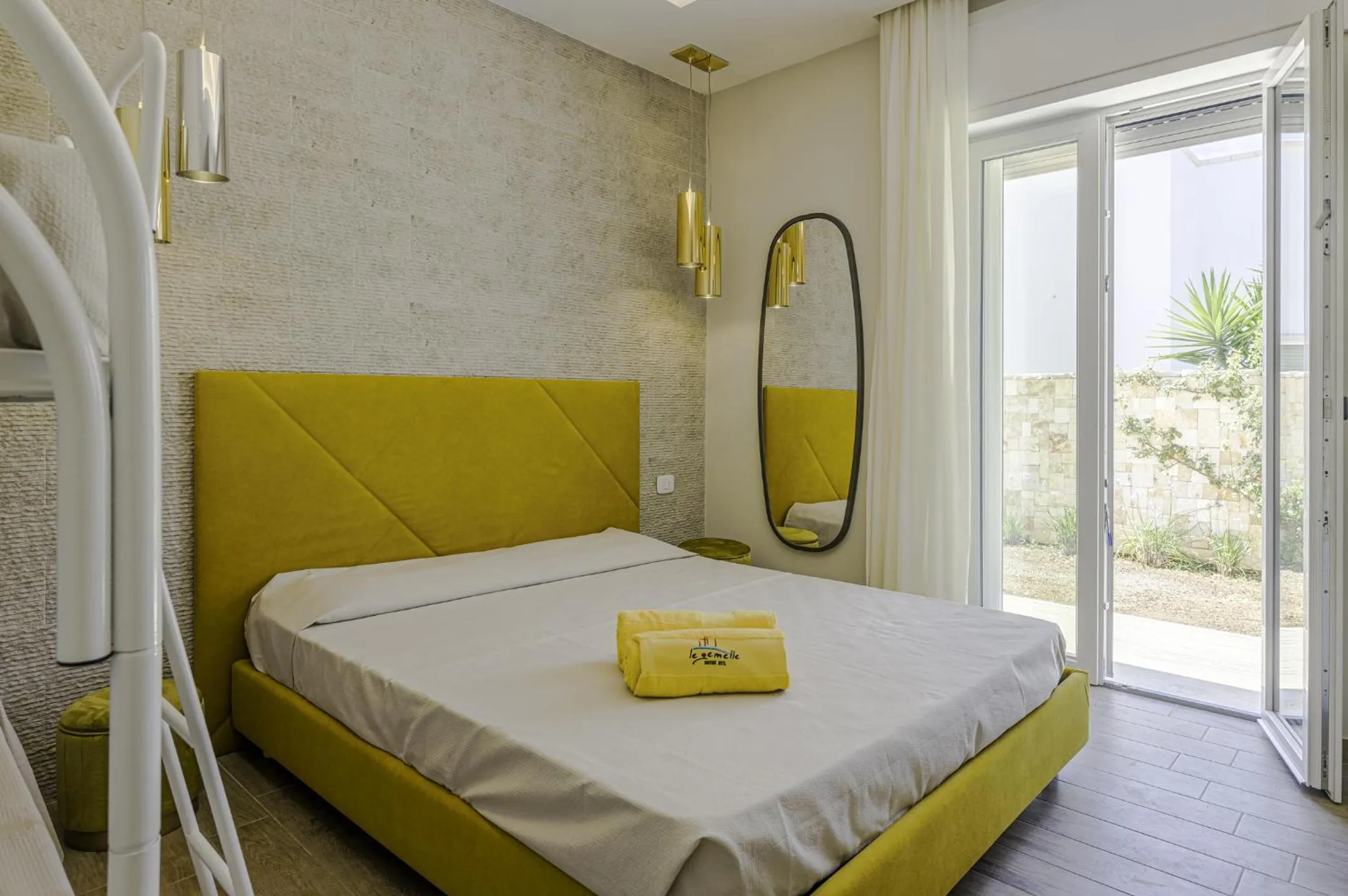 Bed in Le Gemelle Boutique Hotel