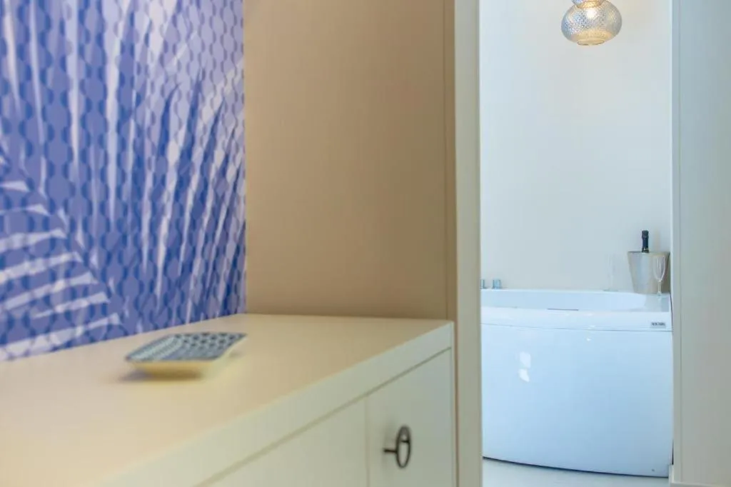 Hot Tub in Le Gemelle Boutique Hotel