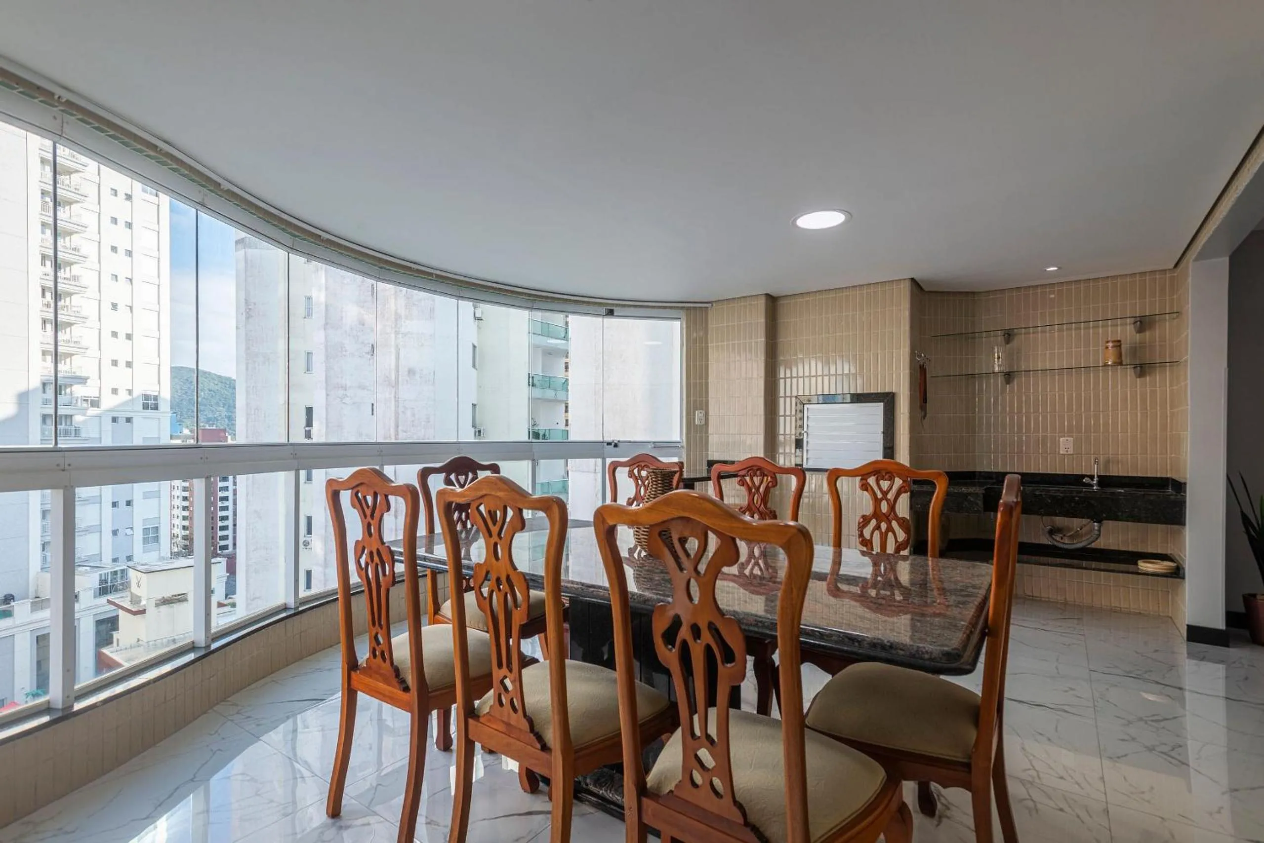 Balcony/Terrace in ITNC143- Frente ao mar! Amplo ap com 3 quartos+3WC