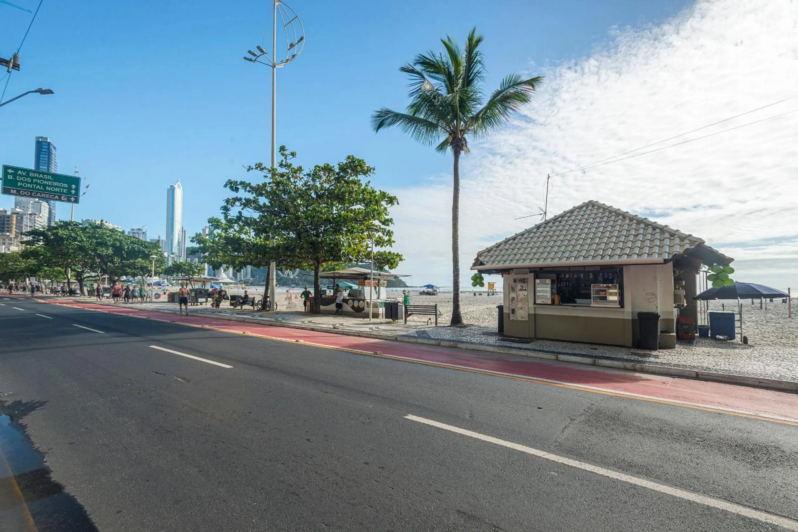 Off site in ITNC143- Frente ao mar! Amplo ap com 3 quartos+3WC