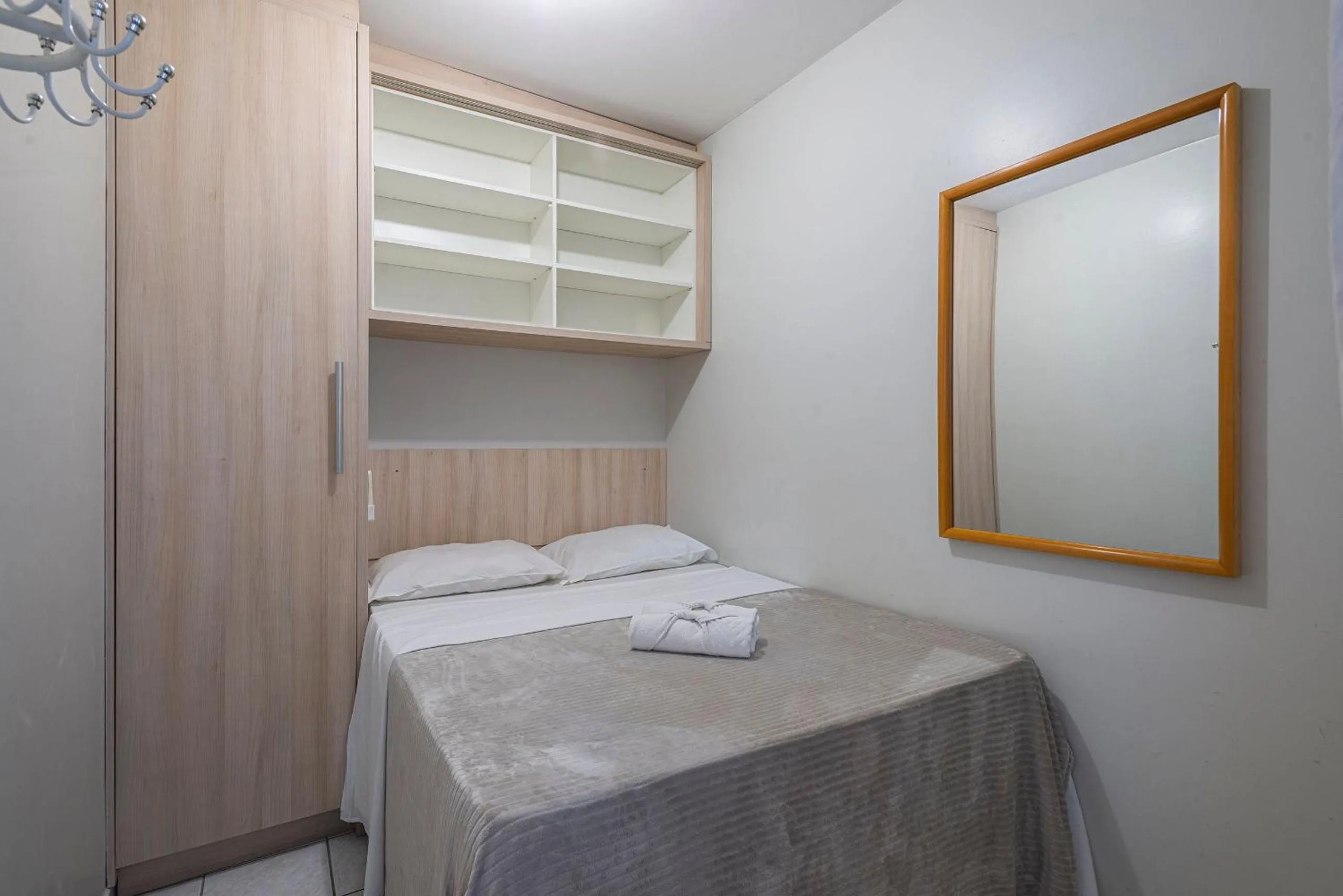 Bedroom, Bed in ITNC143- Frente ao mar! Amplo ap com 3 quartos+3WC
