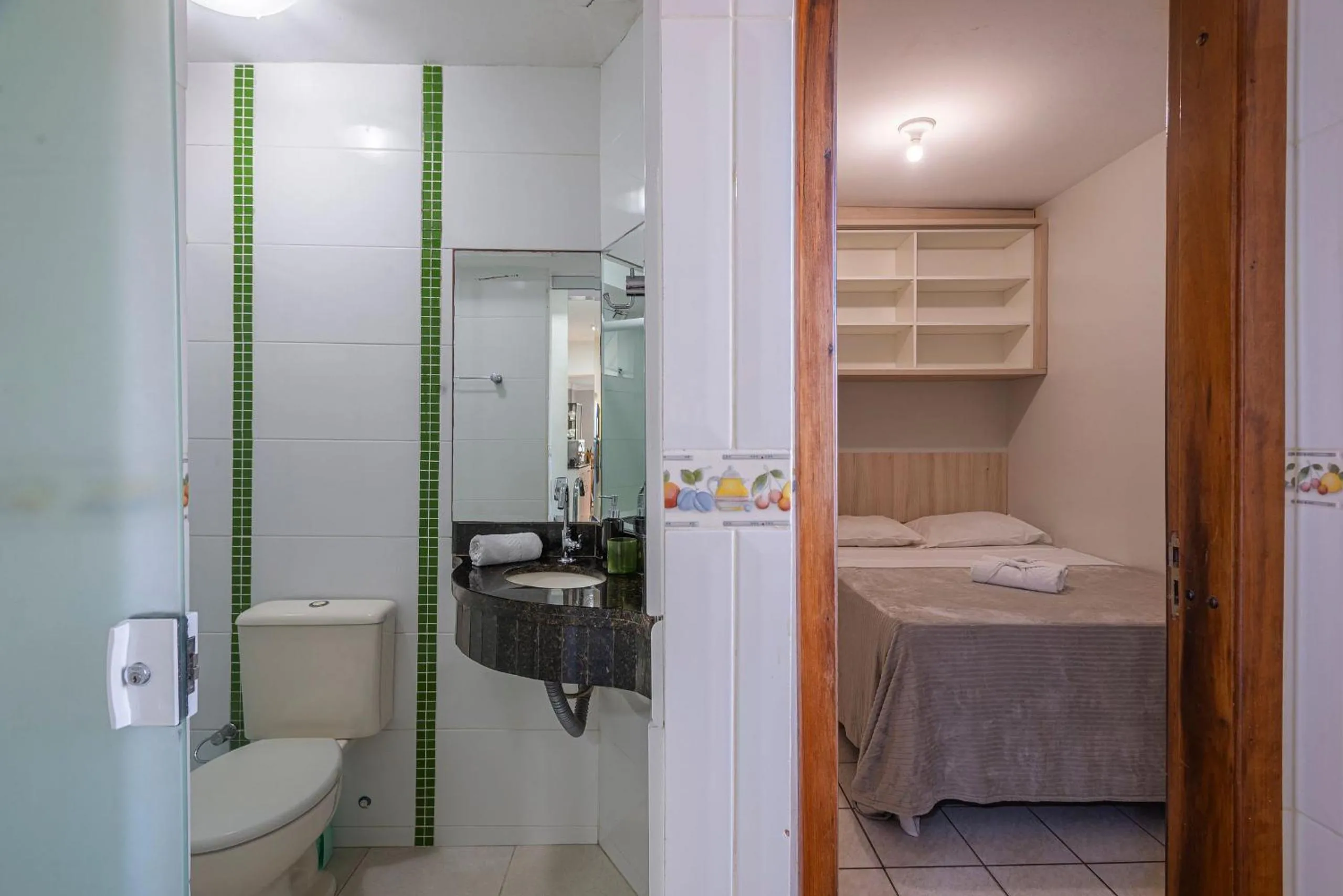 Bedroom, Bed in ITNC143- Frente ao mar! Amplo ap com 3 quartos+3WC