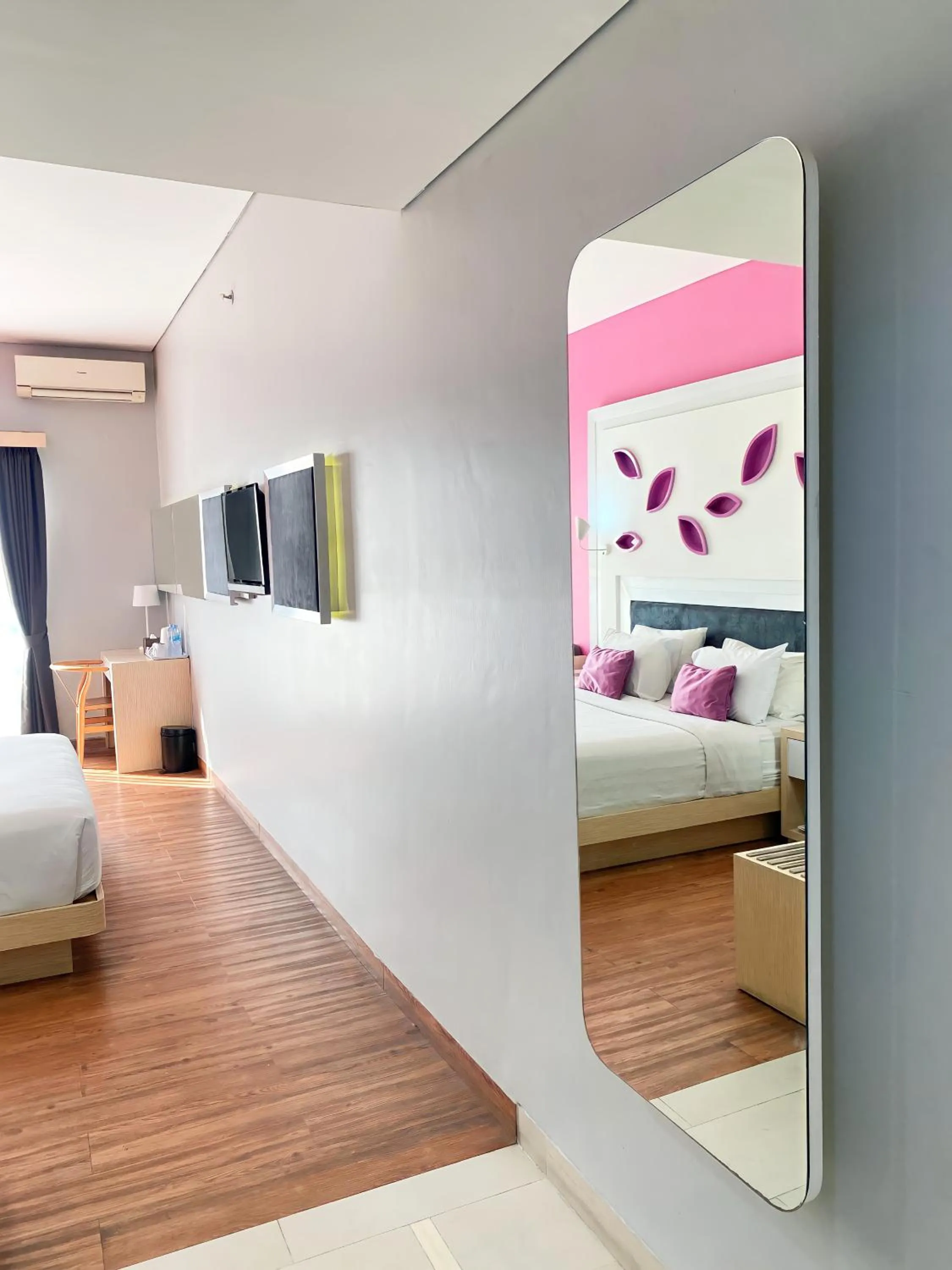 Bedroom, Bed in Shakti Hotel Bandung