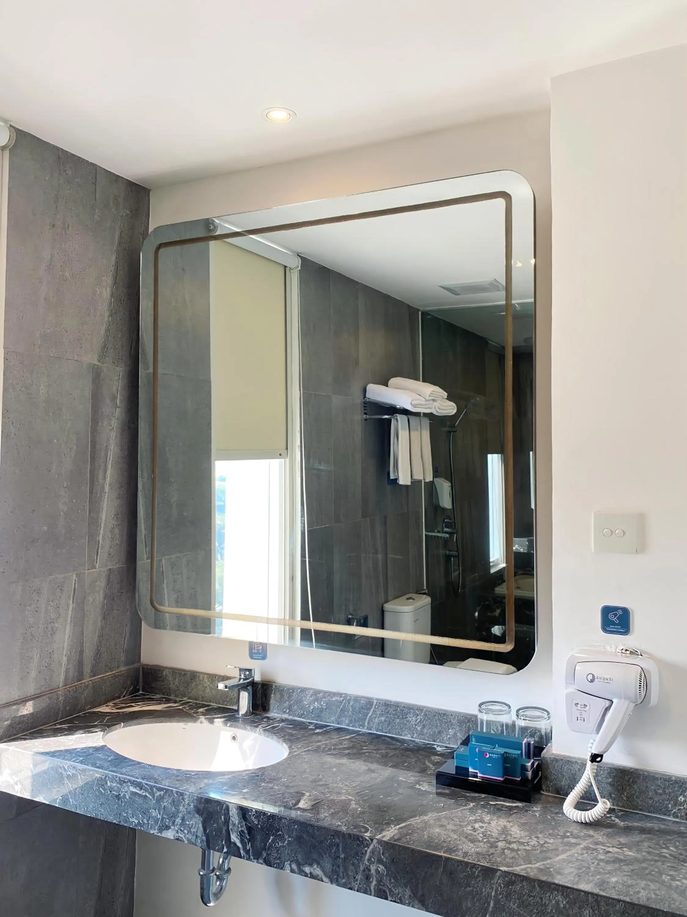 Bathroom in Shakti Hotel Bandung