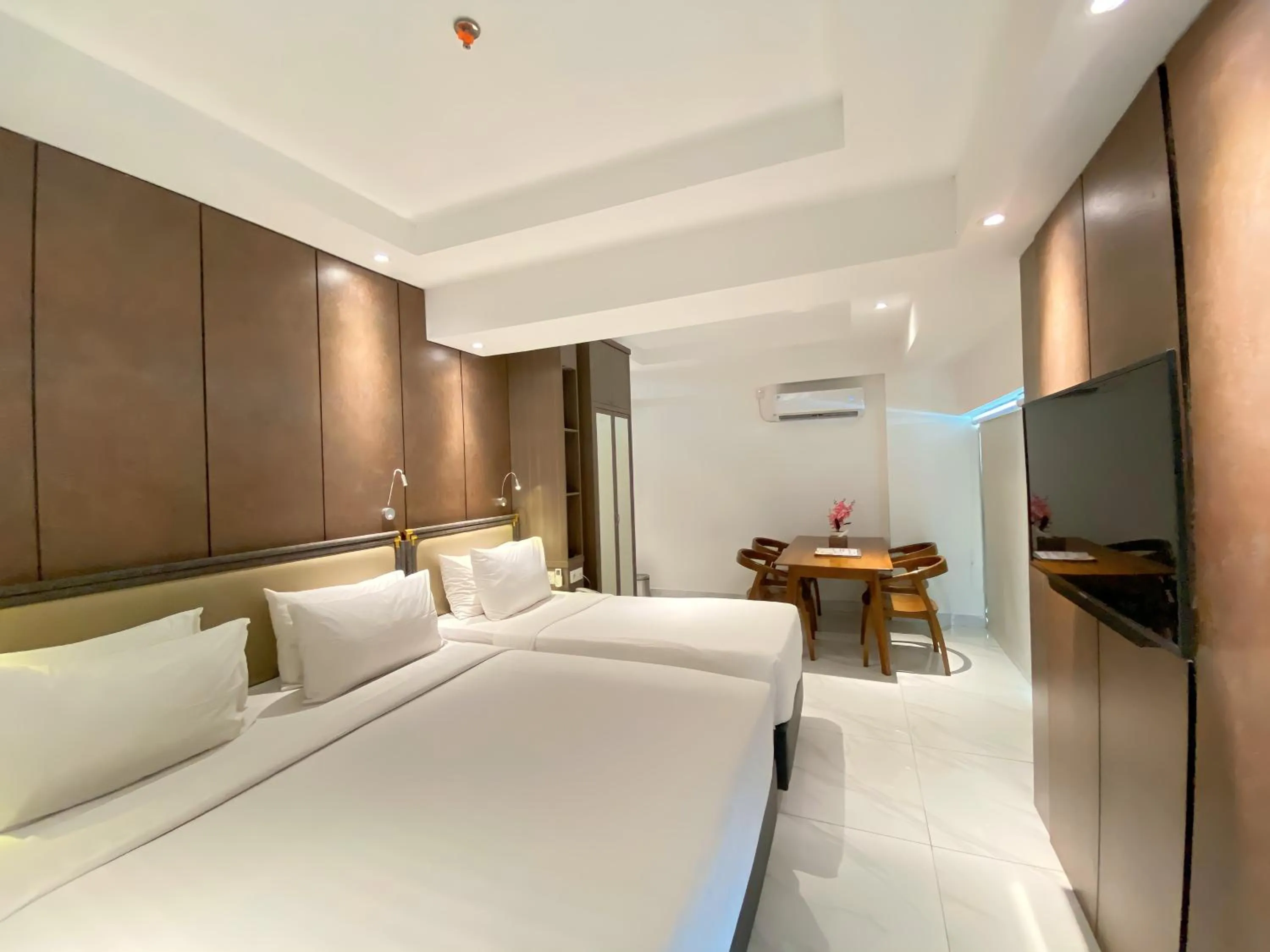 Bedroom, Bed in Shakti Hotel Bandung