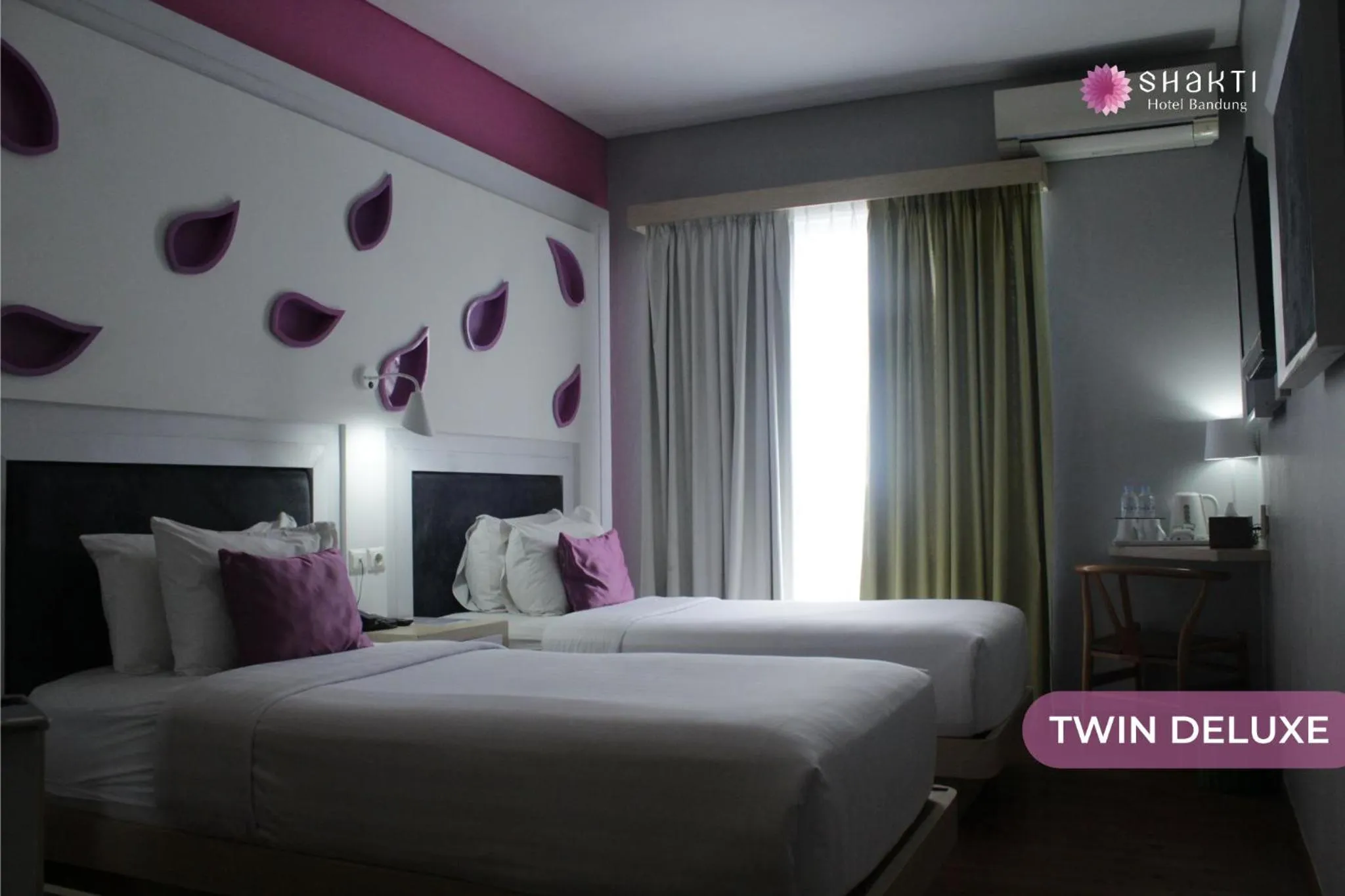 Bedroom, Bed in Shakti Hotel Bandung