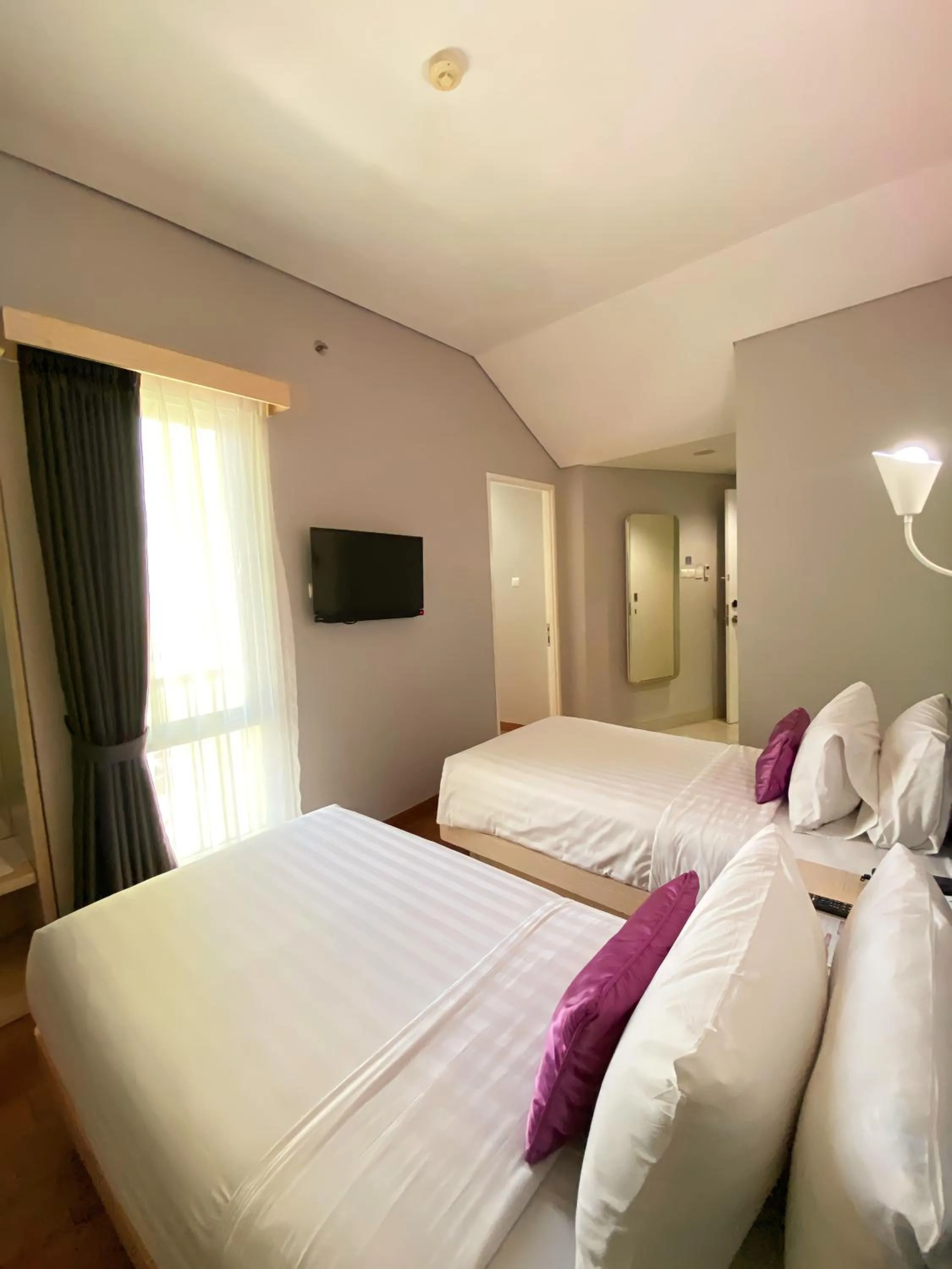 Bedroom, Bed in Shakti Hotel Bandung