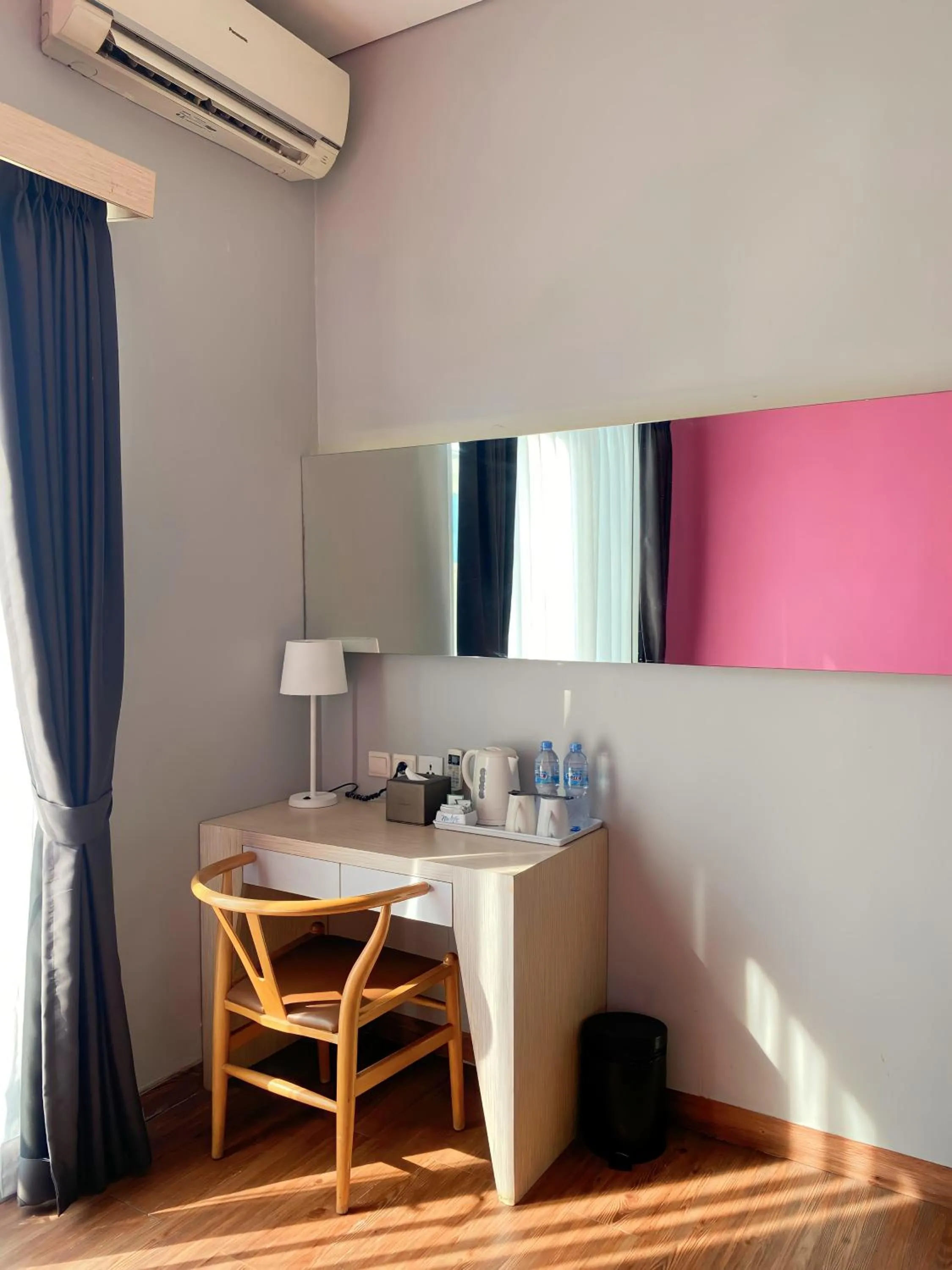 Coffee/tea facilities in Shakti Hotel Bandung